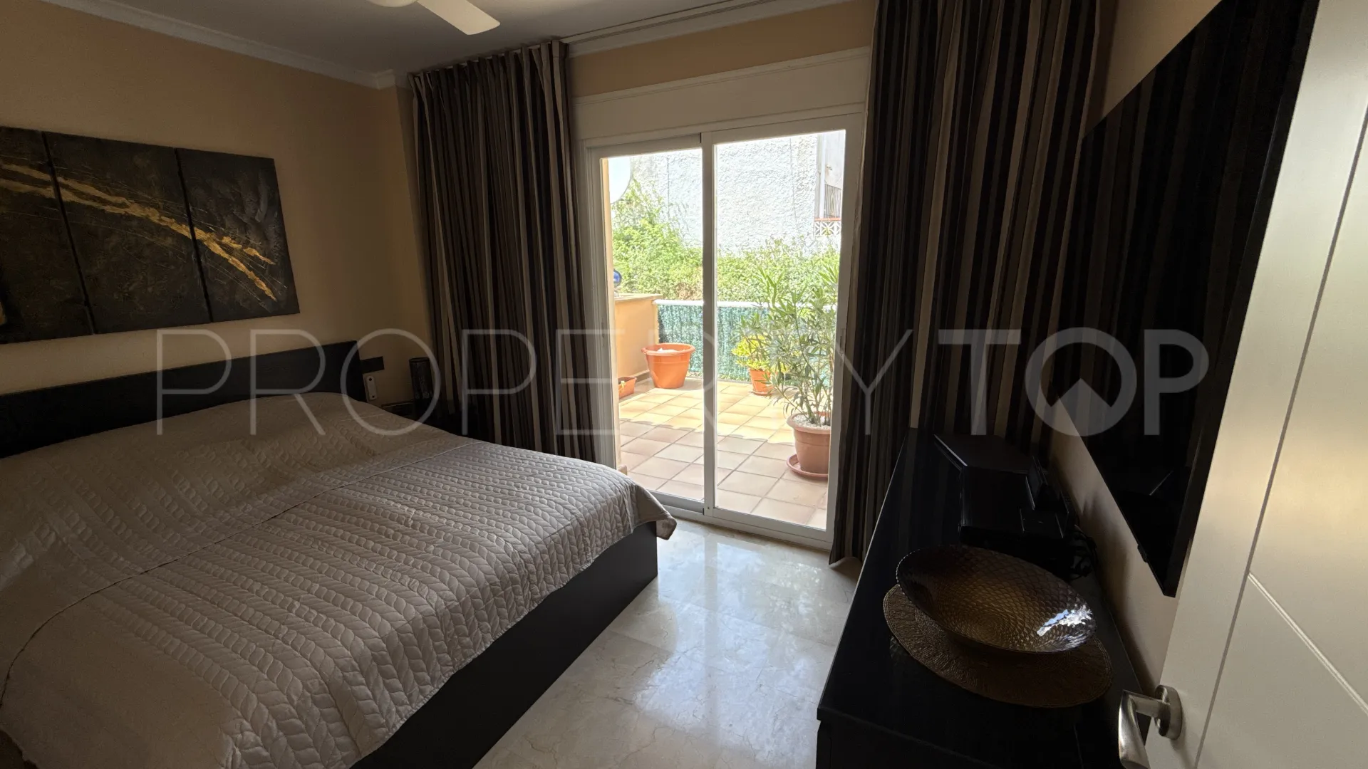 Atico duplex con 2 dormitorios en venta en Montealto