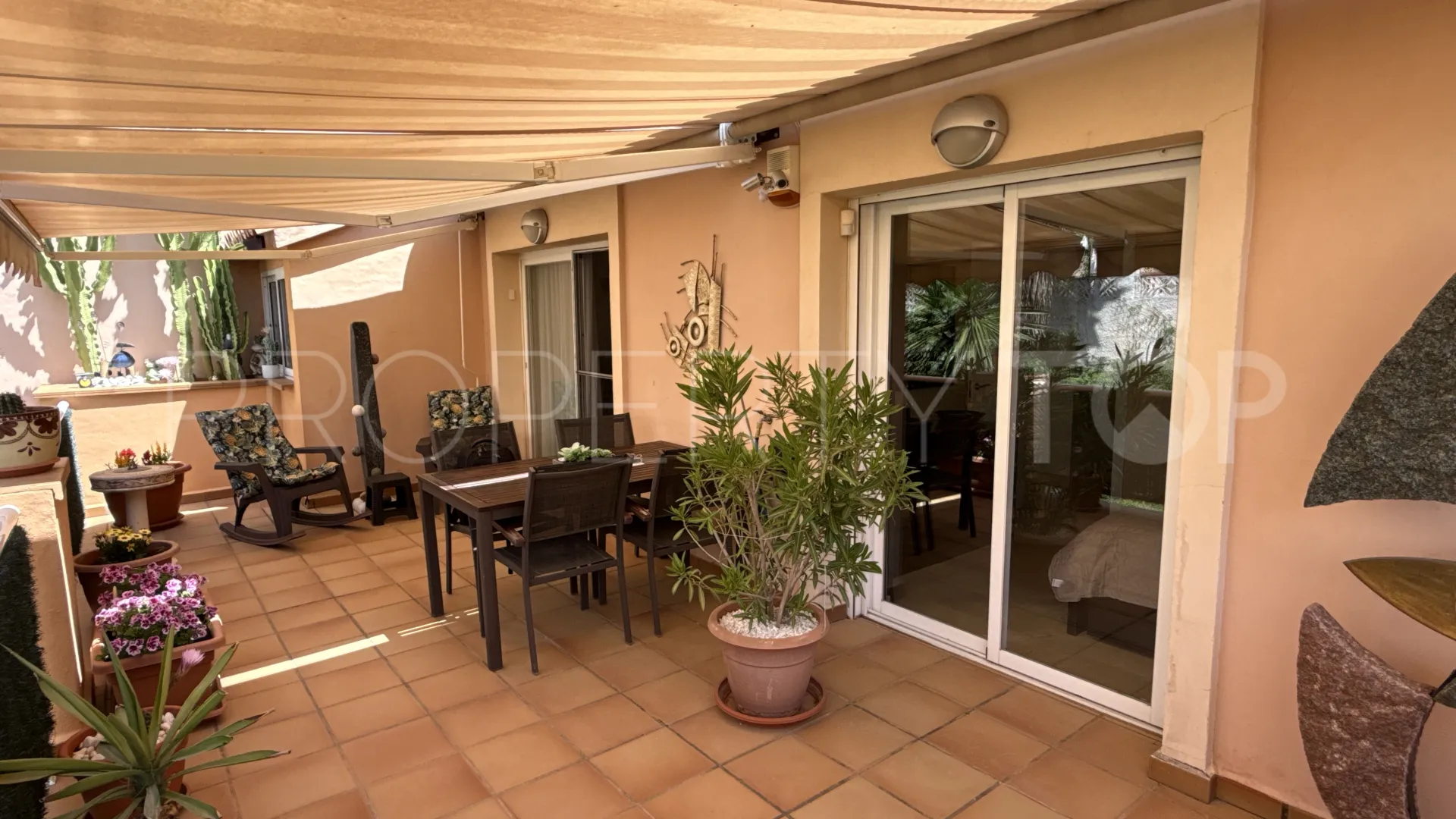 Atico duplex con 2 dormitorios en venta en Montealto