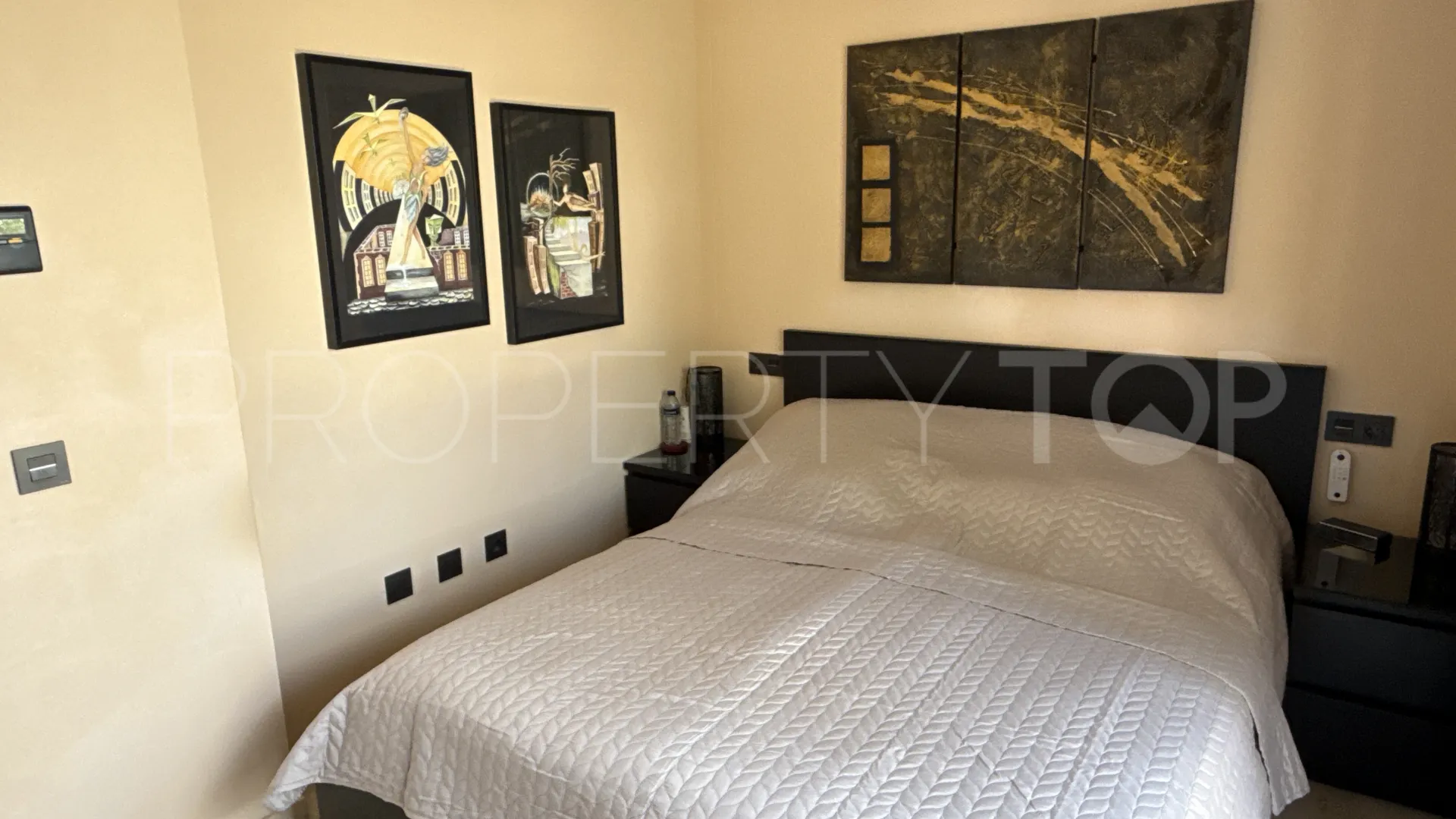 Atico duplex con 2 dormitorios en venta en Montealto