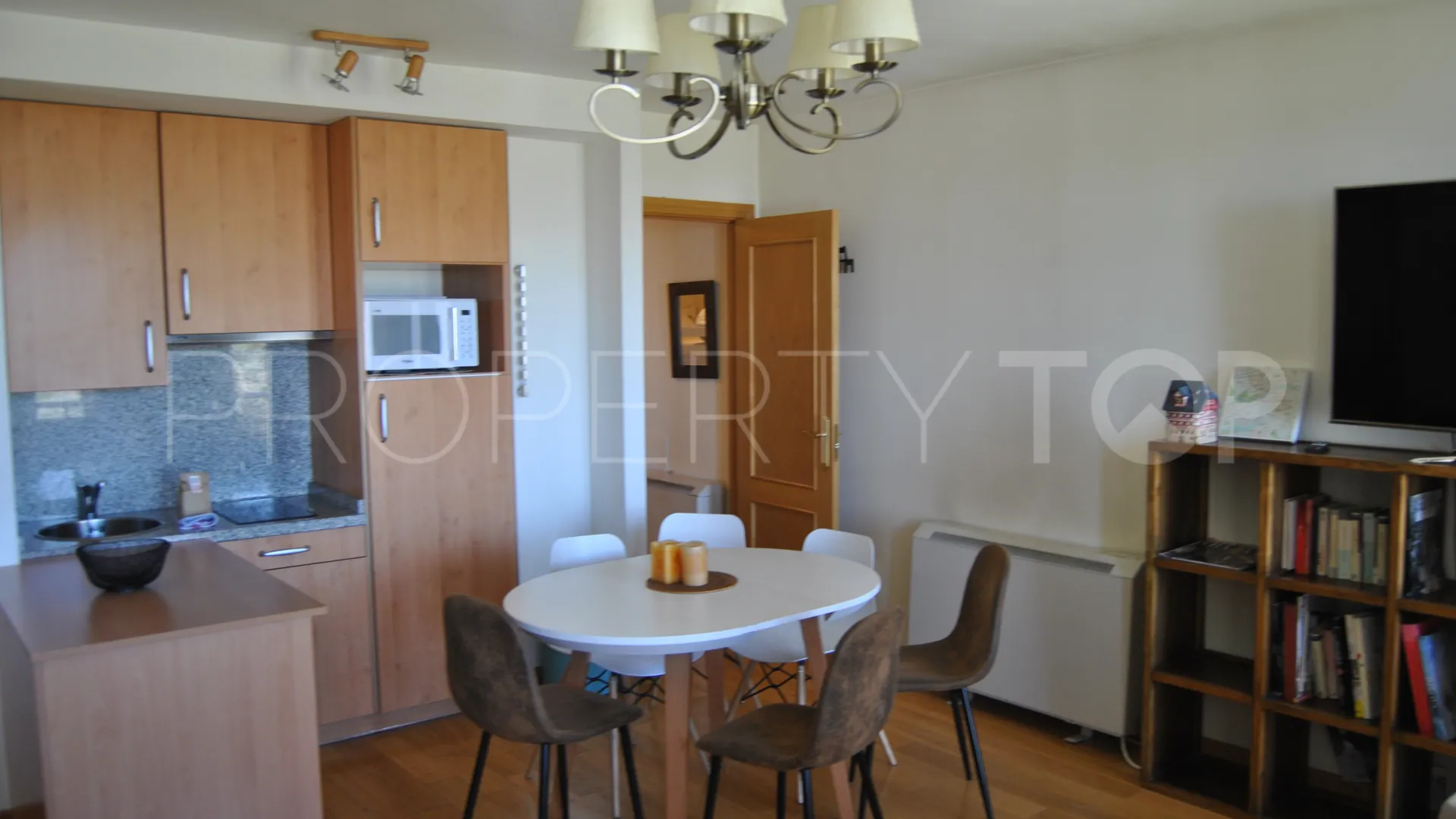Apartment for sale in Monachil with 4 bedrooms