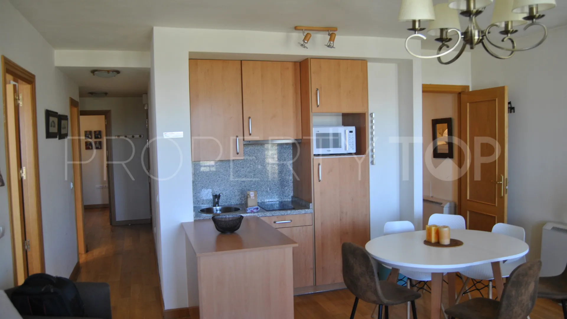 Apartment for sale in Monachil with 4 bedrooms