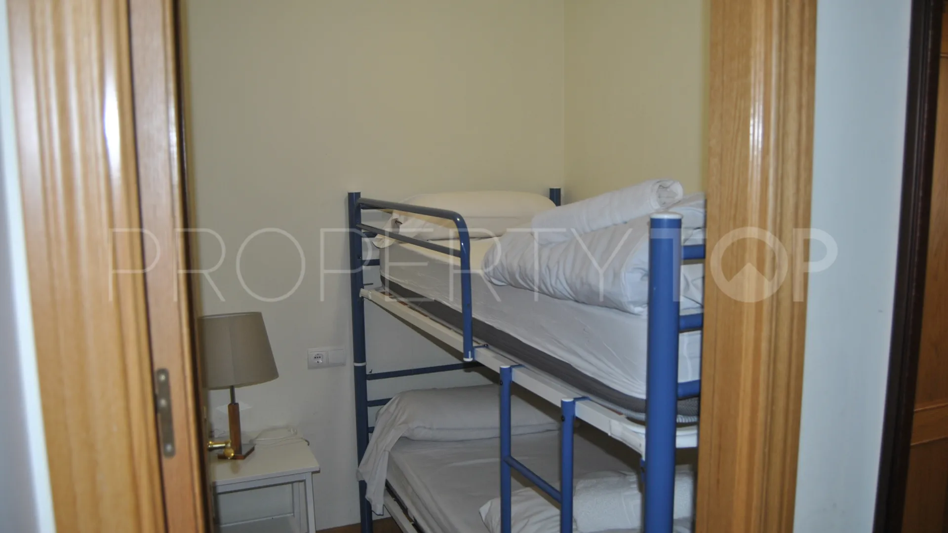 Apartment for sale in Monachil with 4 bedrooms