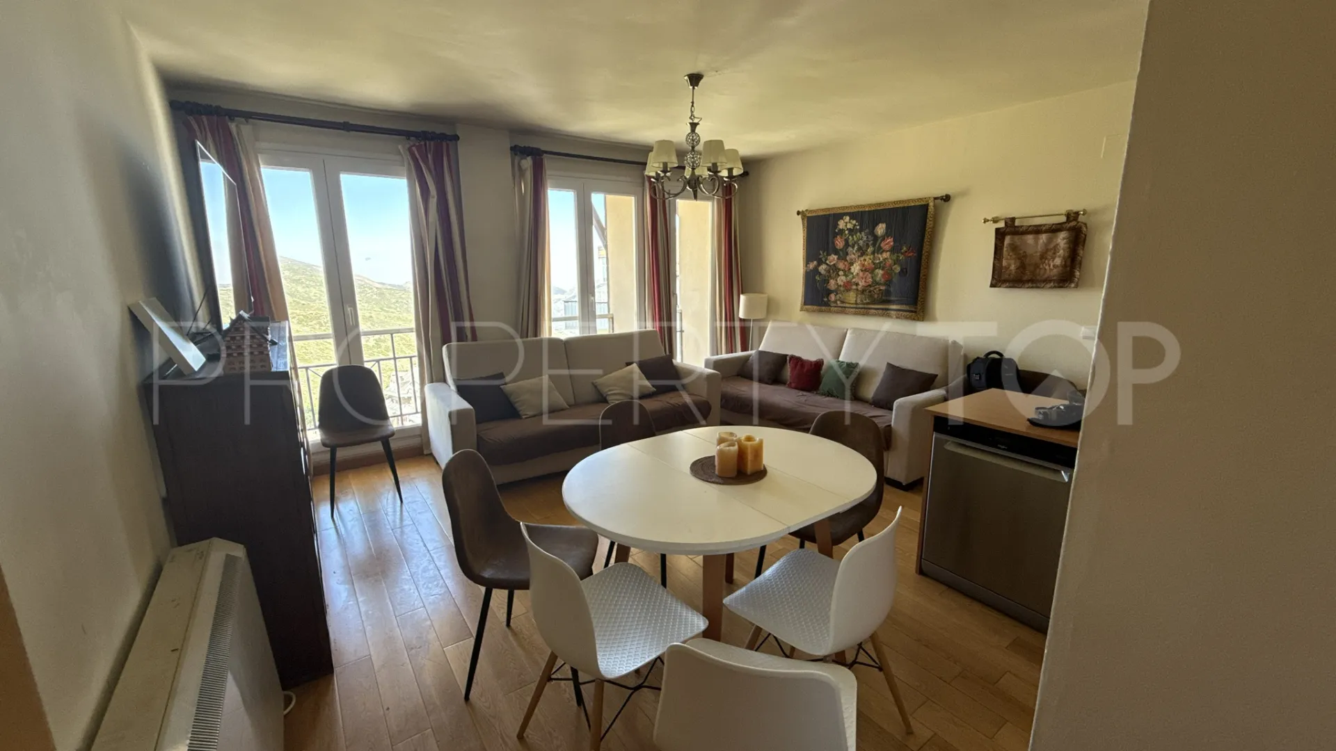 Apartment for sale in Monachil with 4 bedrooms