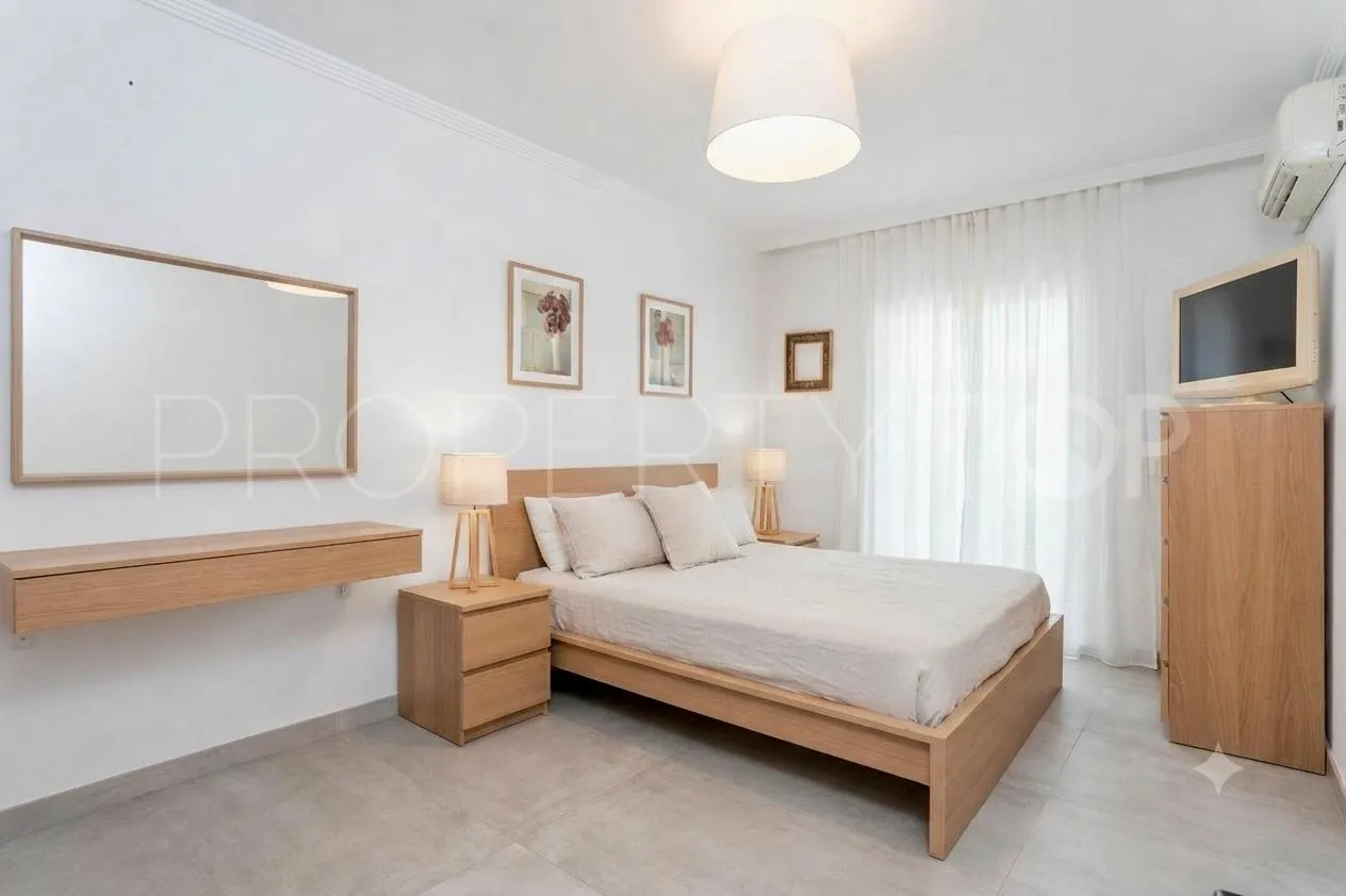 Benalmadena Costa, adosado en venta de 3 dormitorios