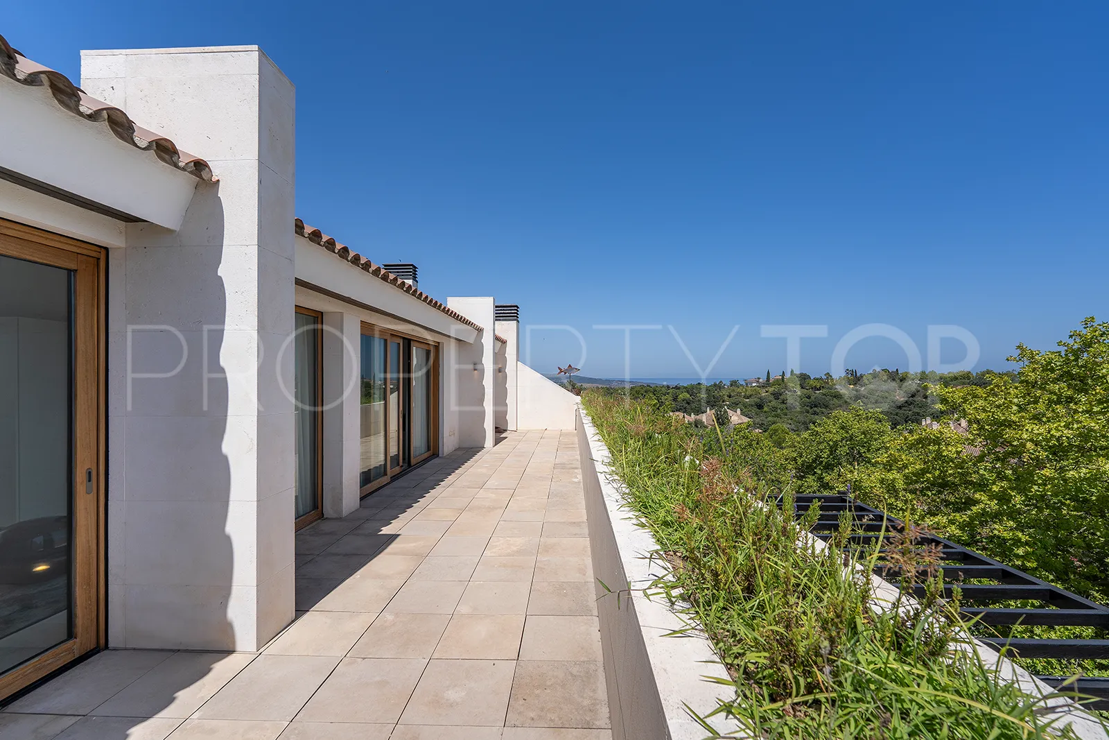 For sale duplex penthouse in Hacienda de Valderrama with 4 bedrooms