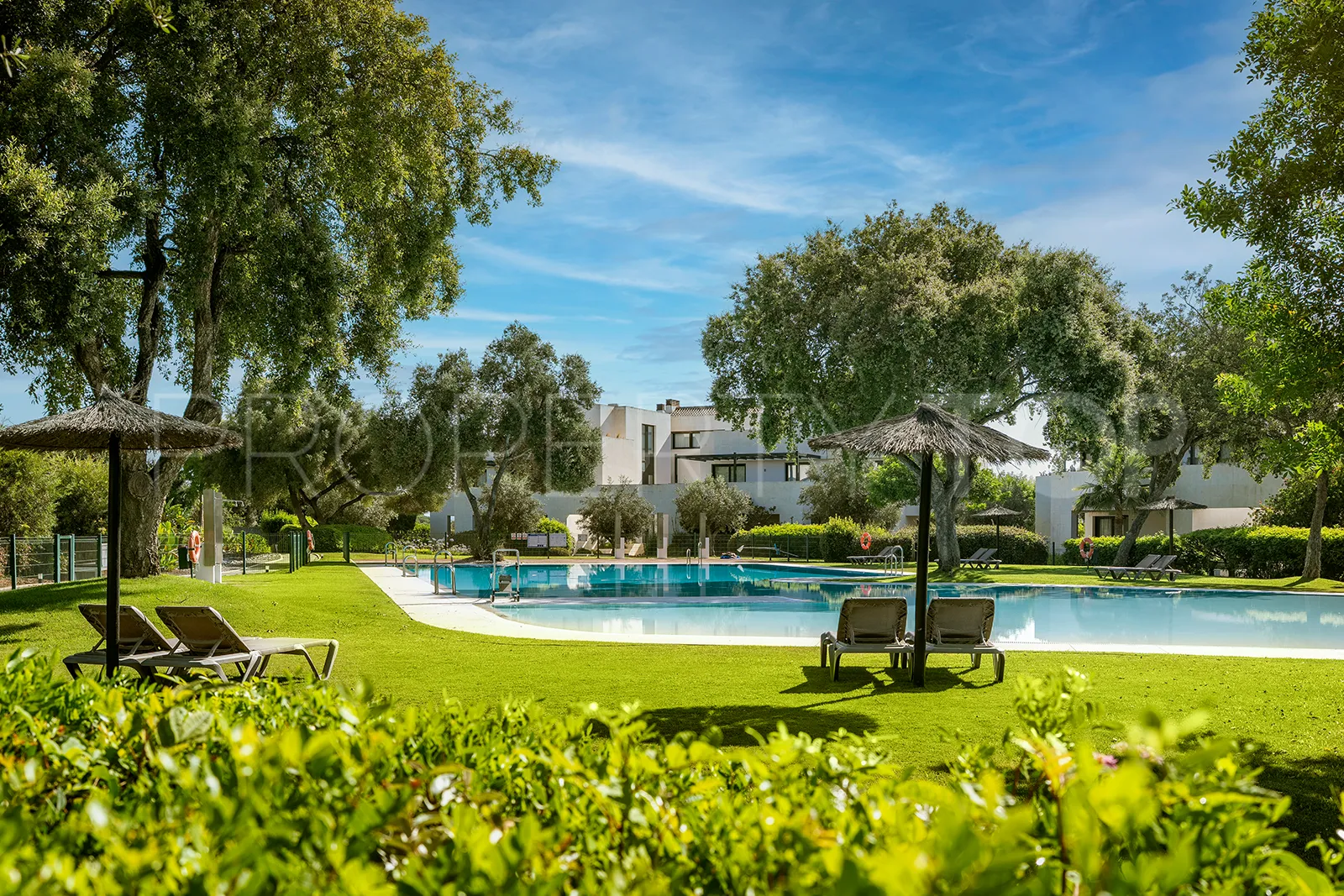 For sale duplex penthouse in Hacienda de Valderrama with 4 bedrooms