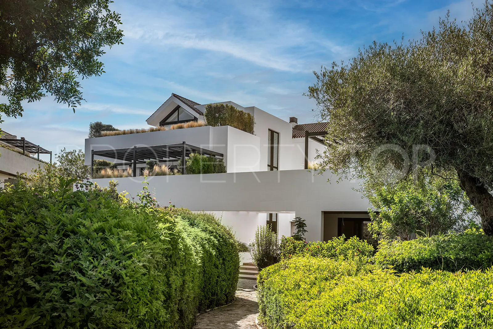 For sale duplex penthouse in Hacienda de Valderrama with 4 bedrooms