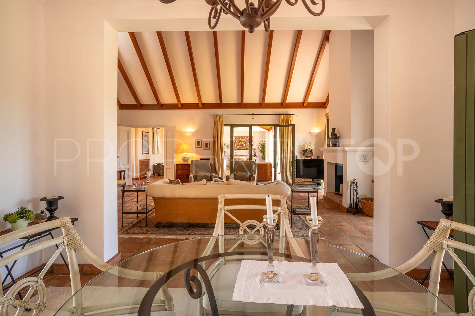 Villa en venta con 3 dormitorios en Zona F