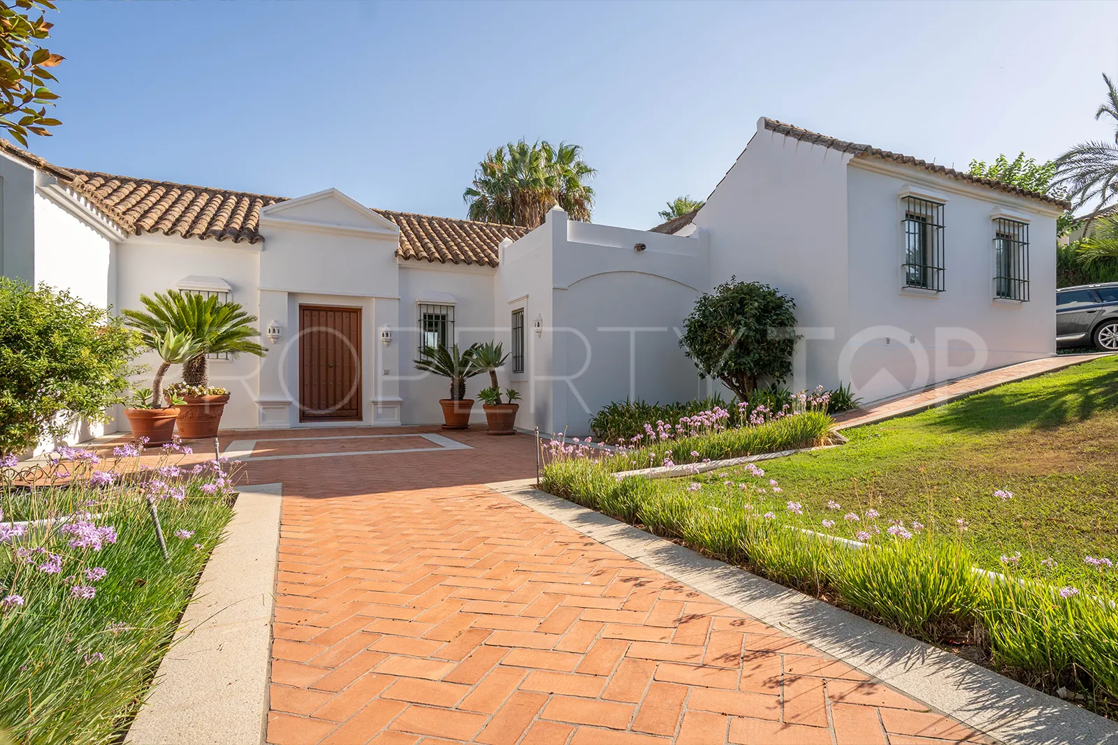 Villa en venta con 3 dormitorios en Zona F