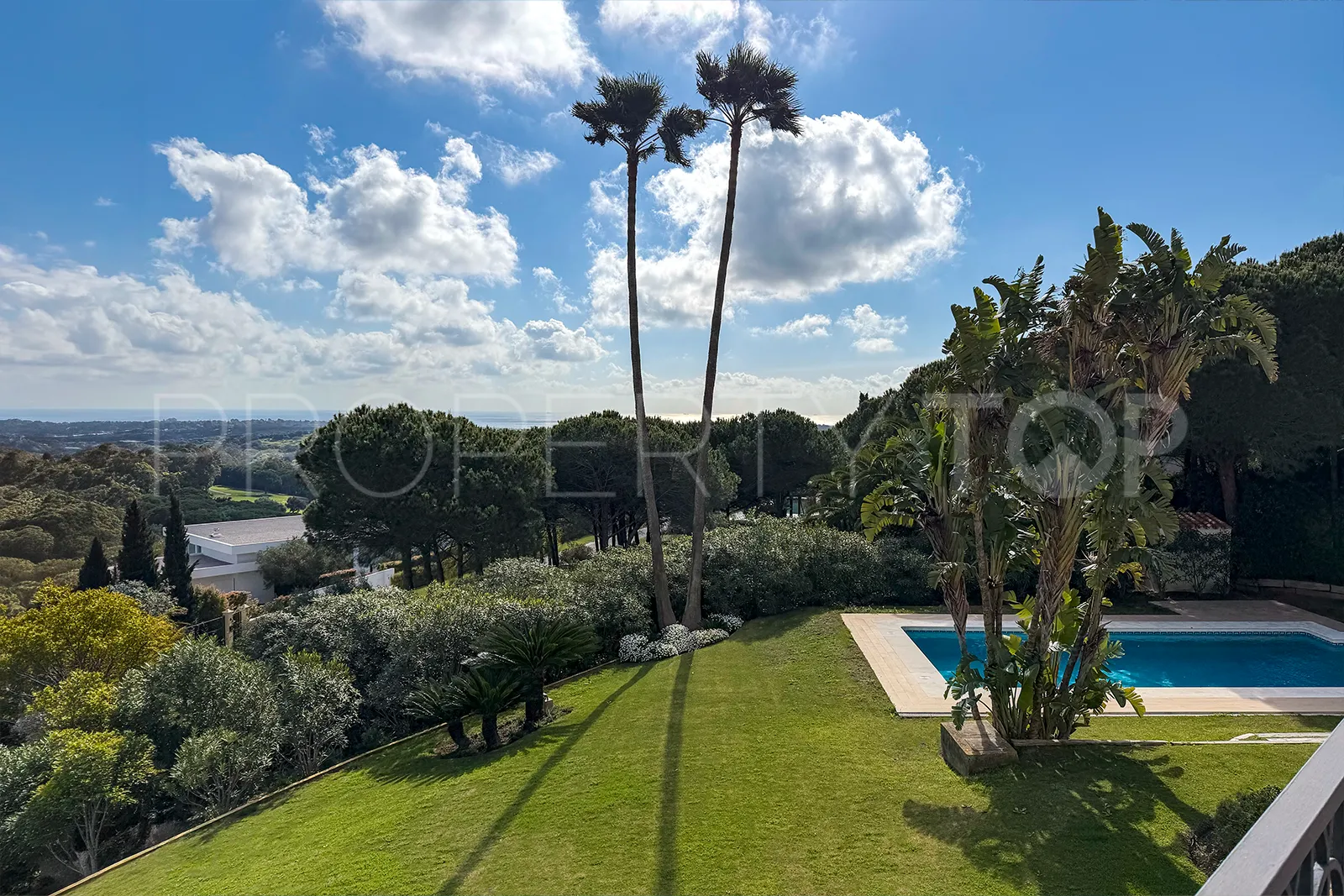 For sale Zona G villa with 4 bedrooms