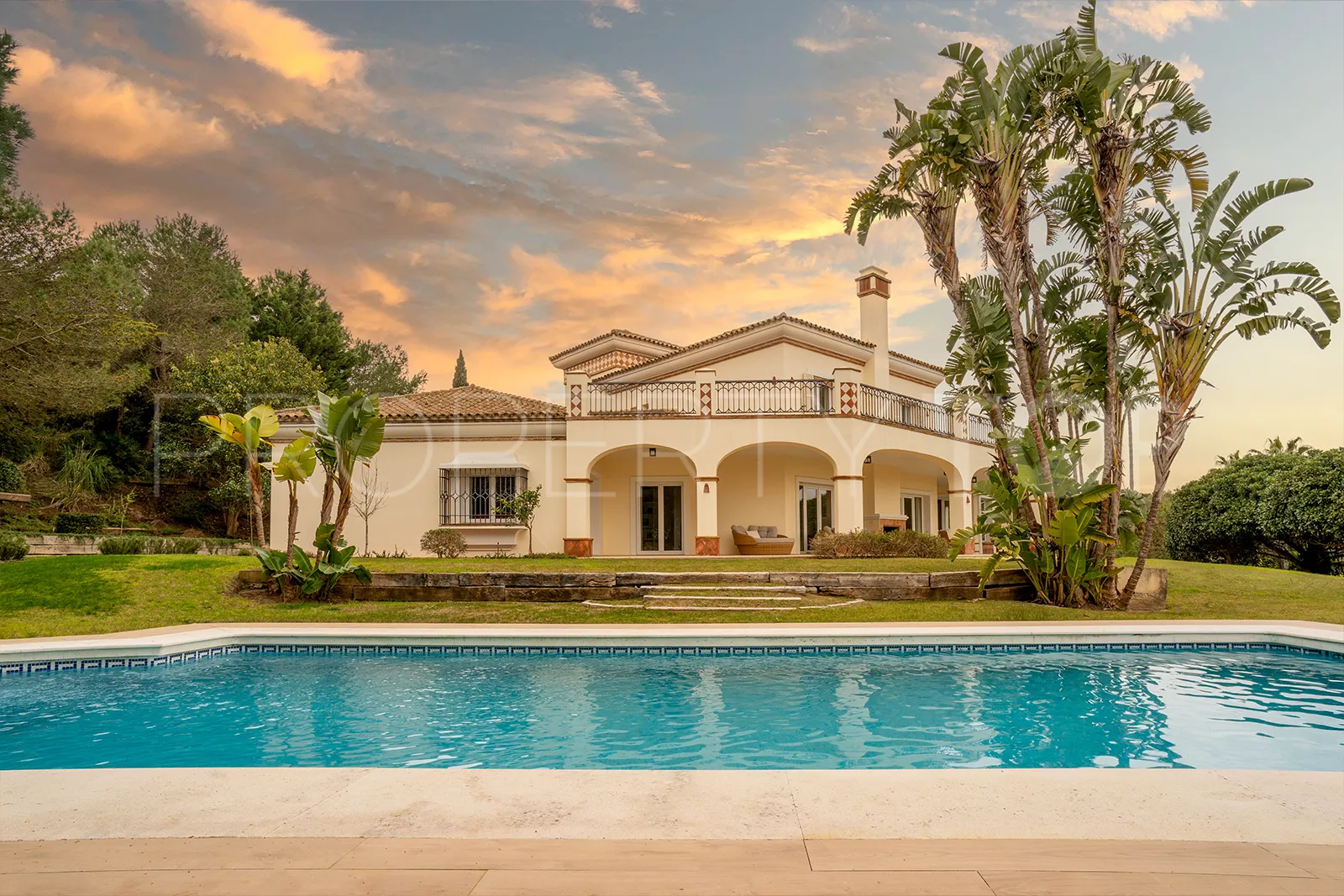 For sale Zona G villa with 4 bedrooms