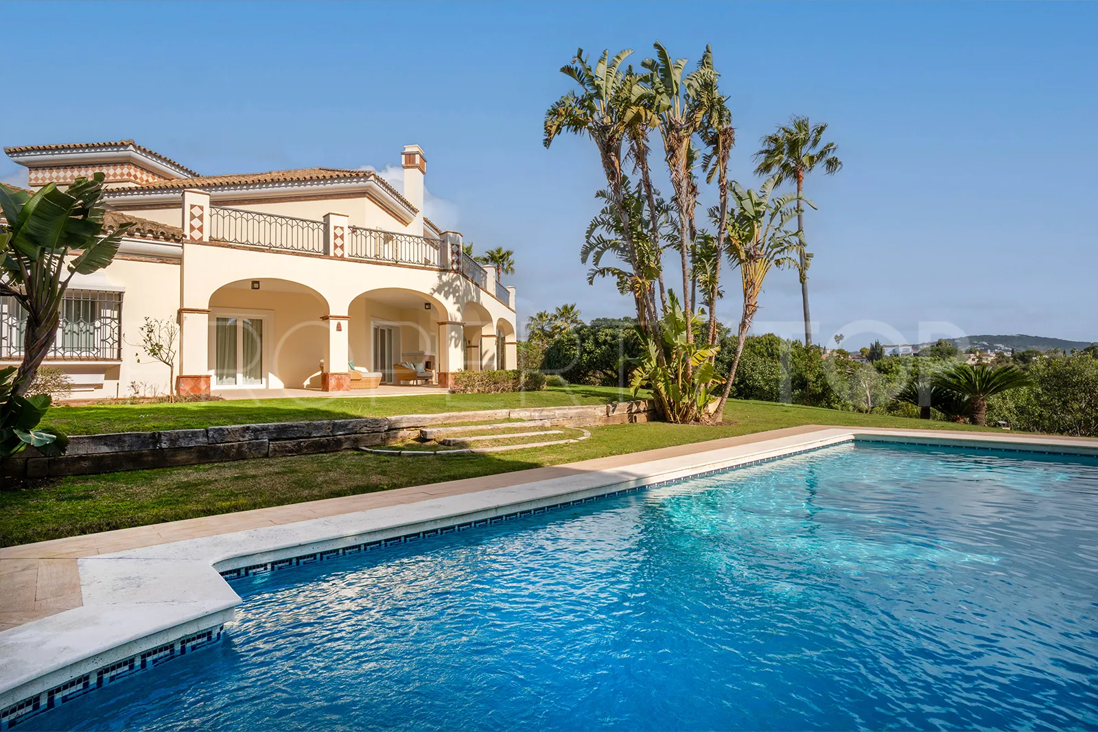 For sale Zona G villa with 4 bedrooms