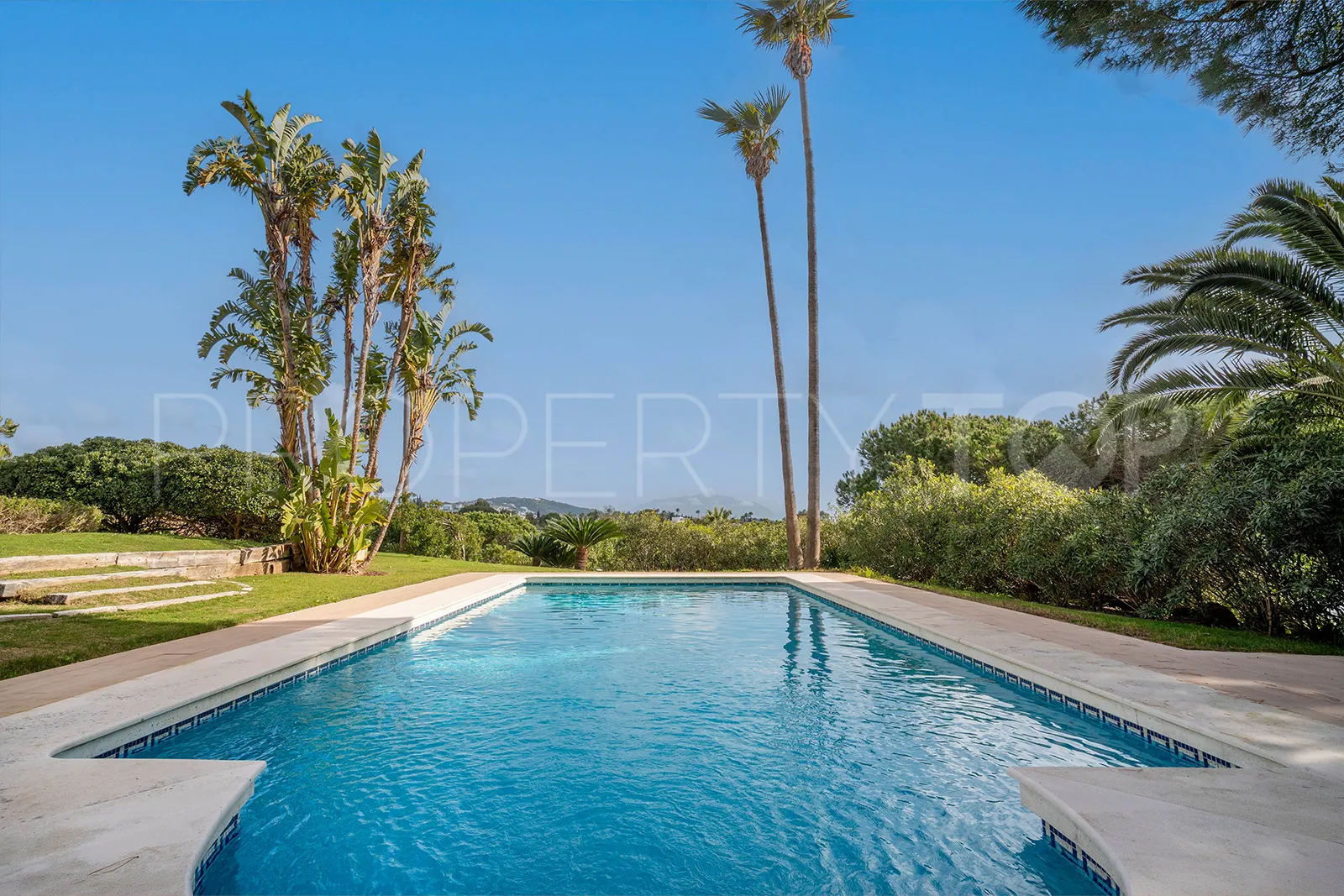 For sale Zona G villa with 4 bedrooms
