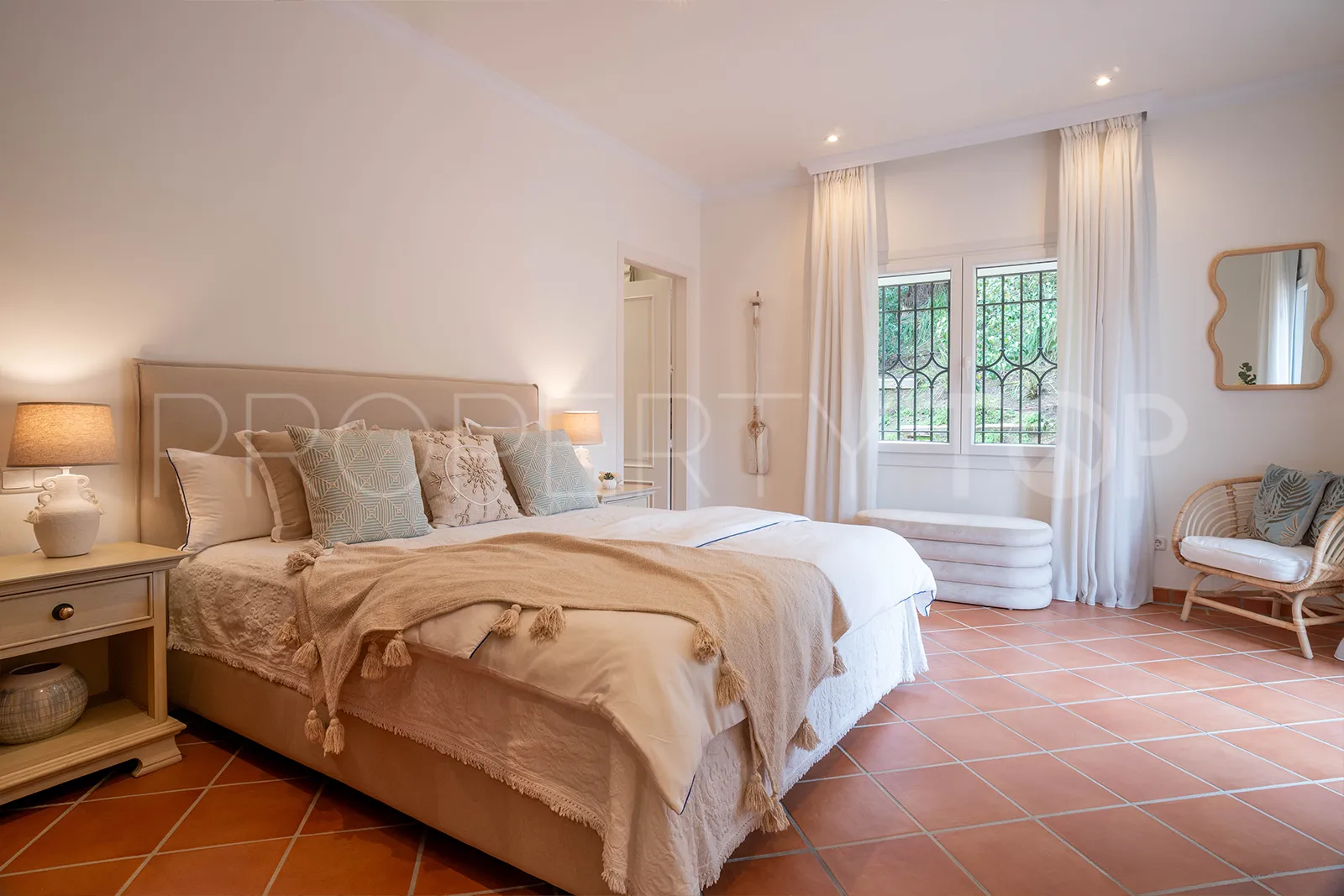 For sale Zona G villa with 4 bedrooms