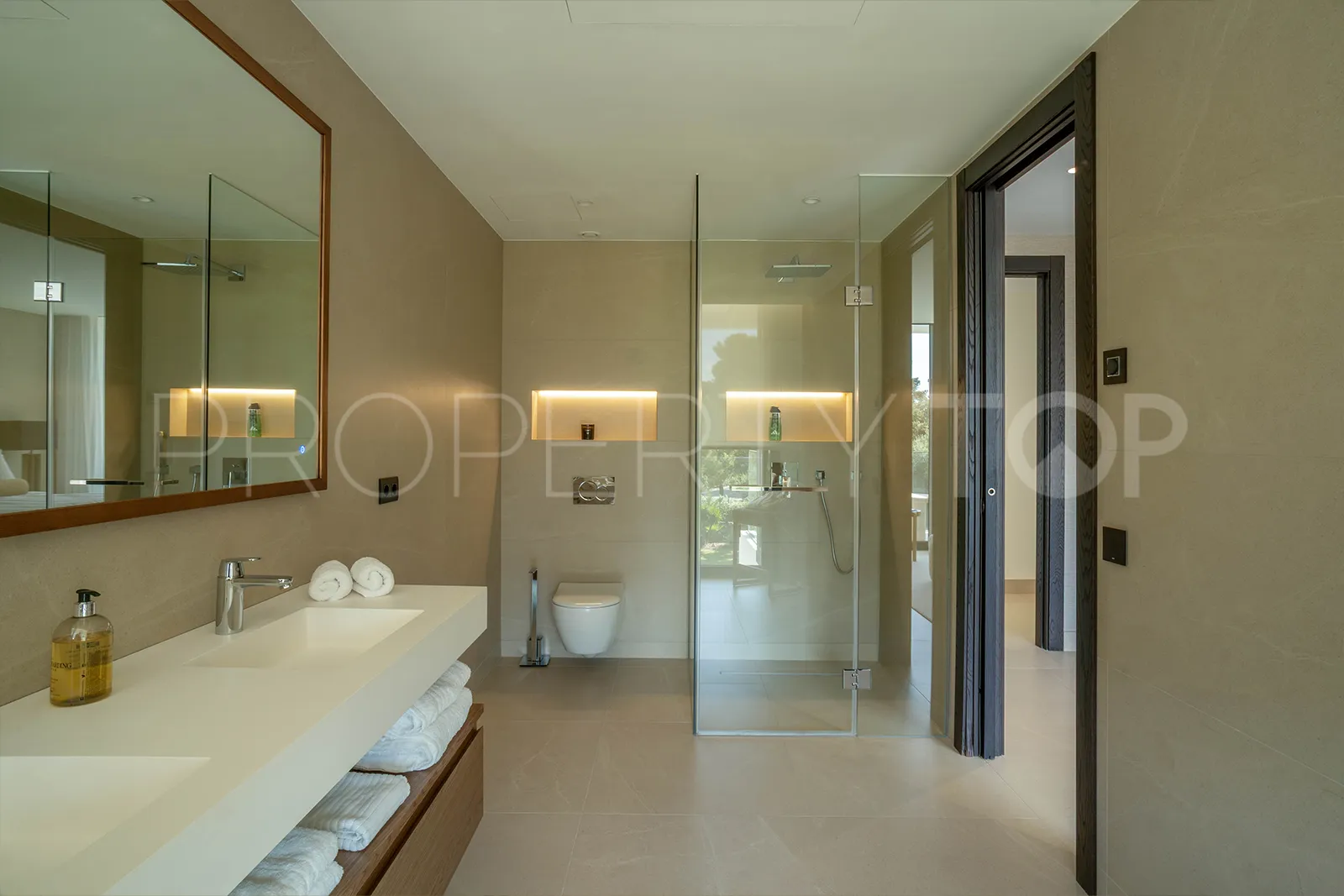 Villa en venta en Reyes y Reinas