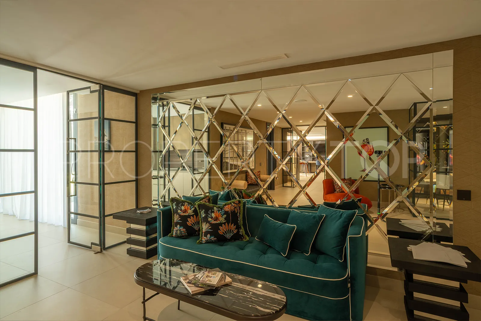 Villa en venta en Reyes y Reinas