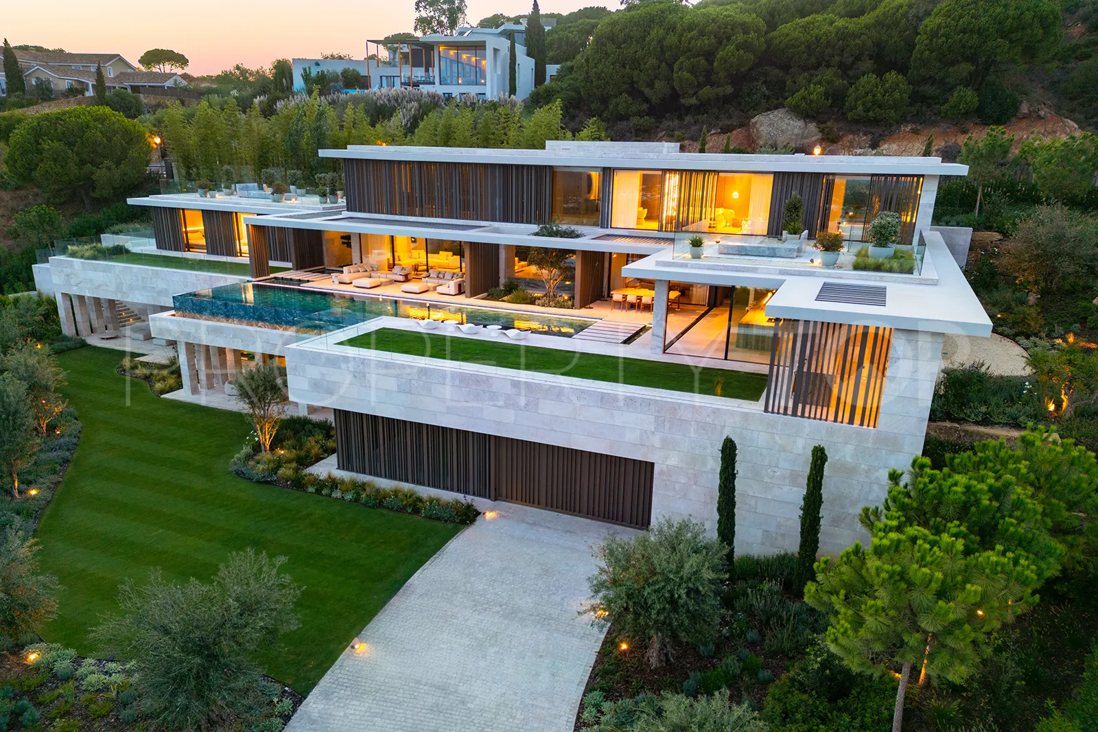 For sale villa in La Reserva