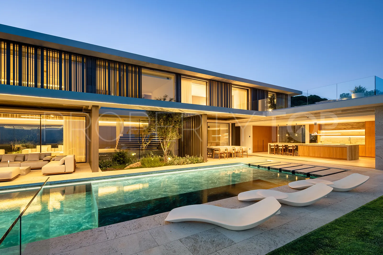 For sale villa in La Reserva