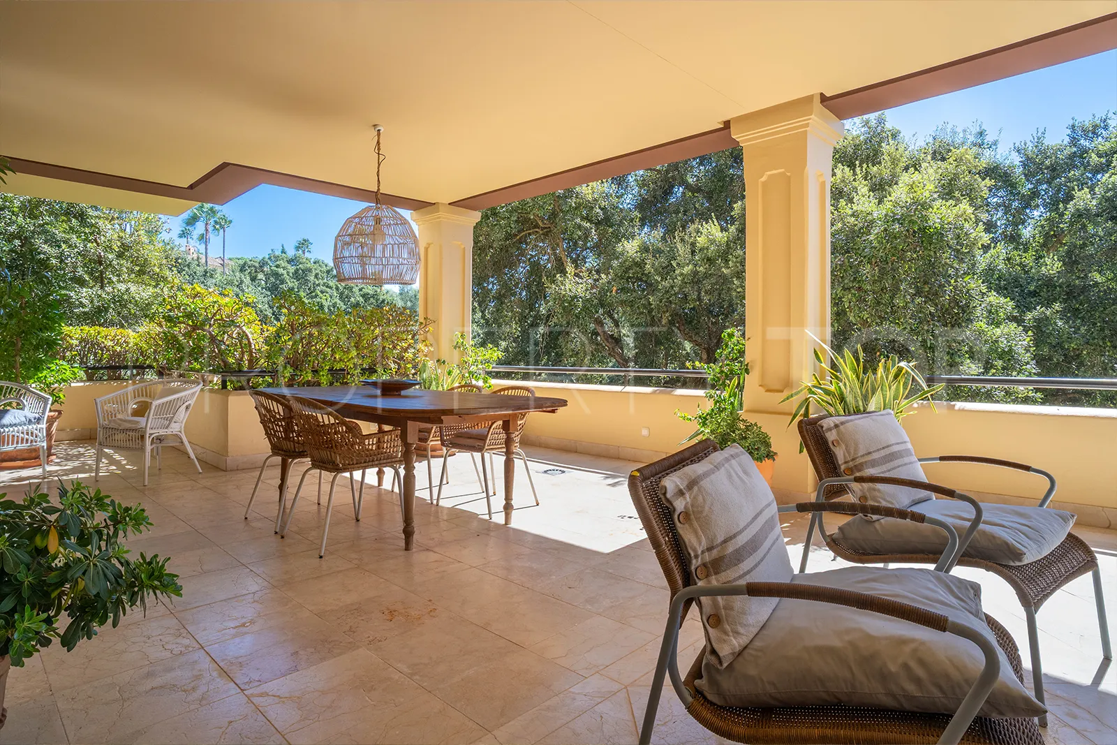 For sale ground floor apartment in Valgrande