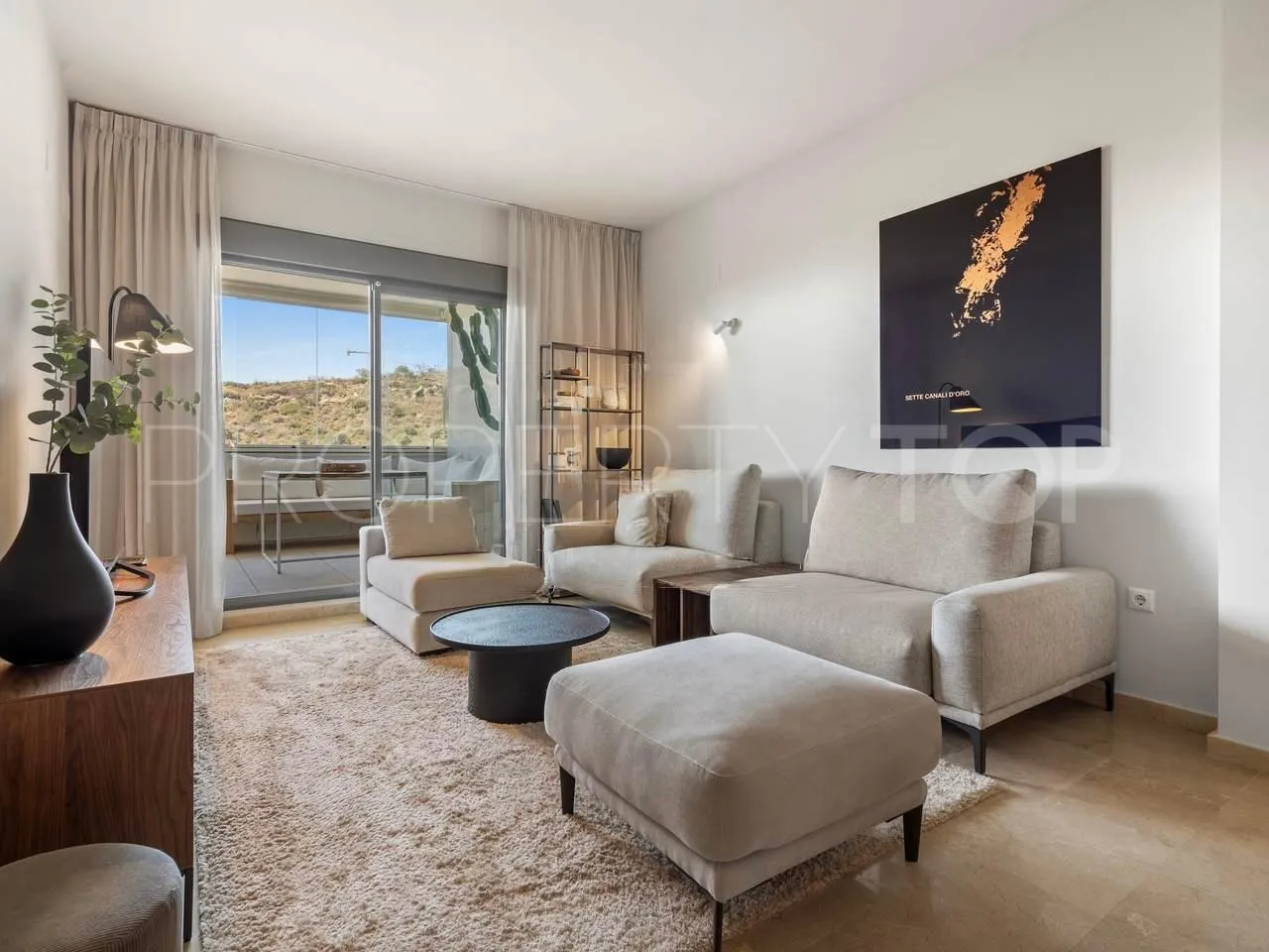 For sale apartment in Bahia de las Rocas with 2 bedrooms