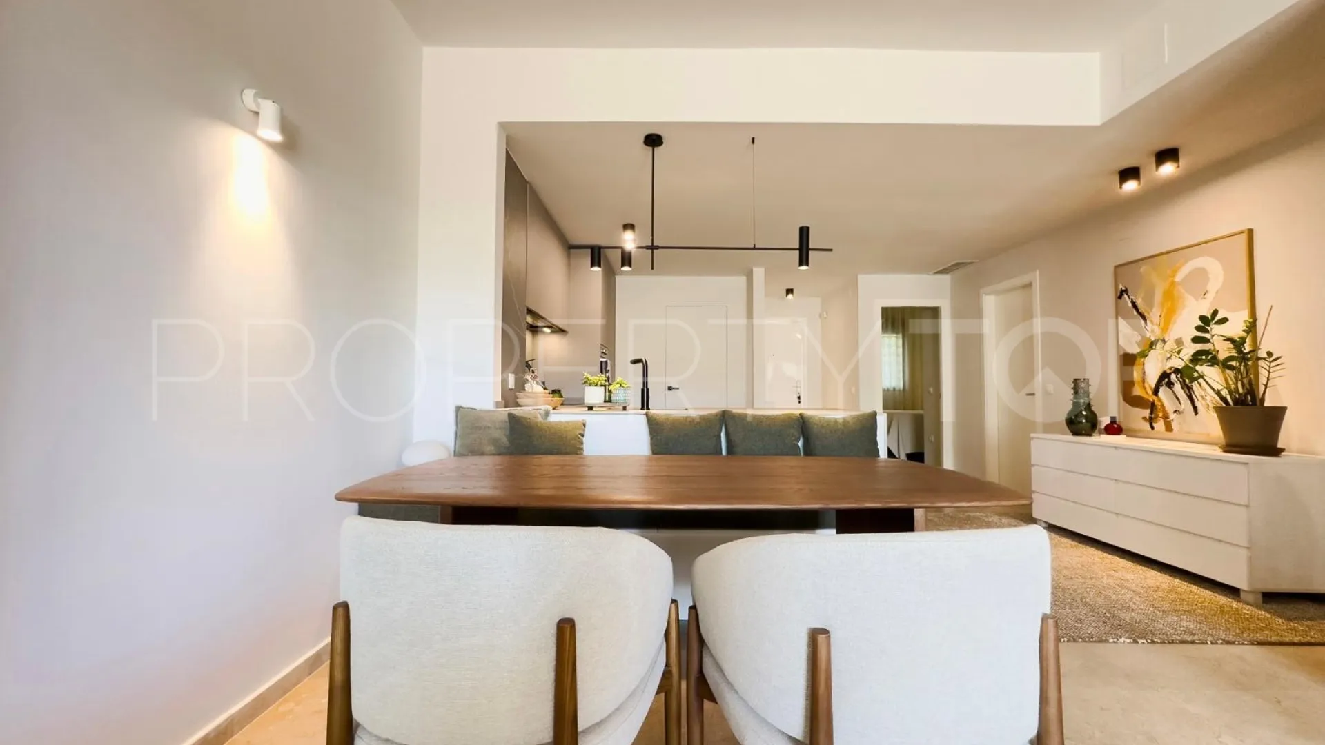 For sale apartment in Bahia de las Rocas with 2 bedrooms