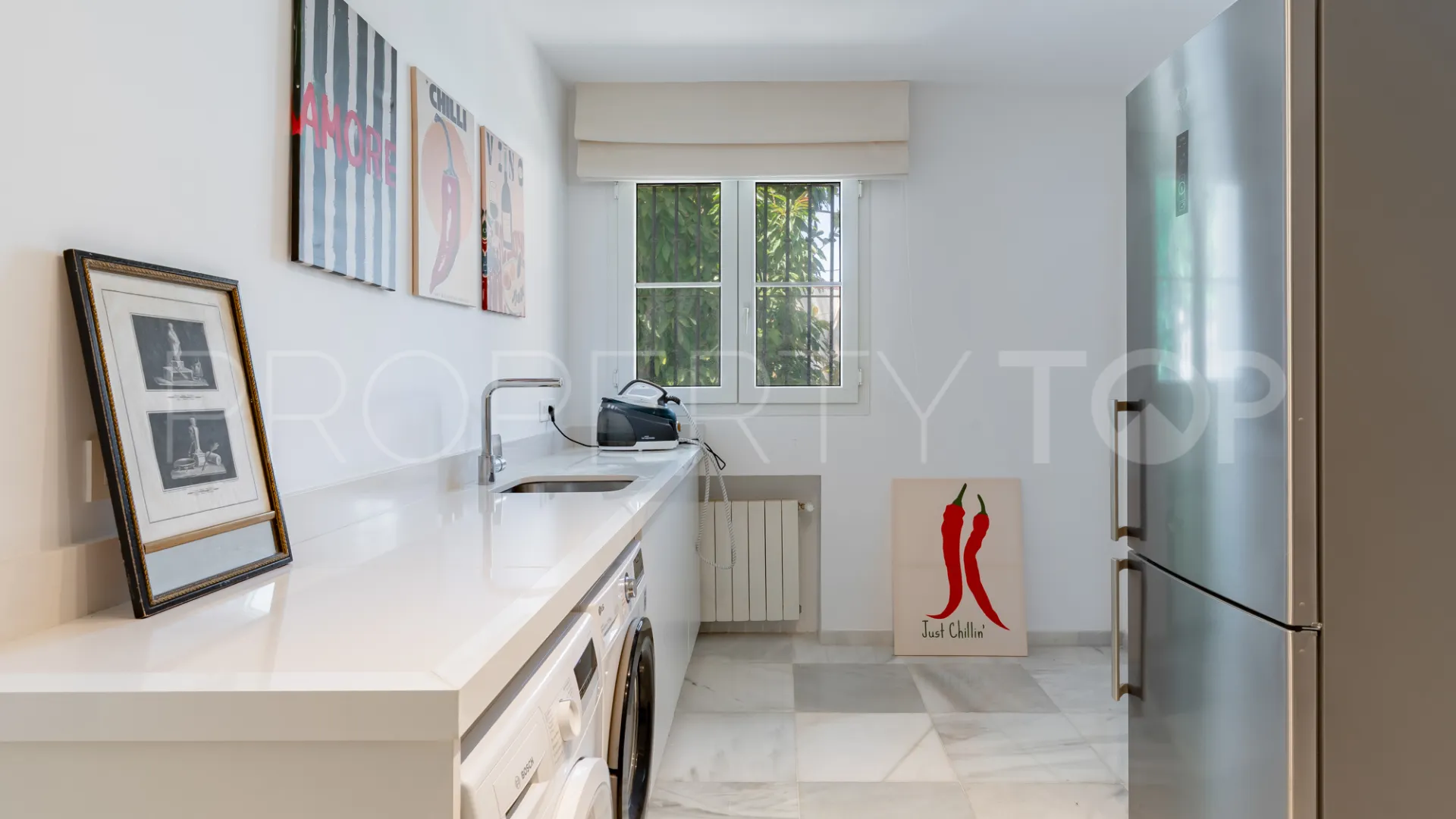 For sale villa in Guadalmina Baja