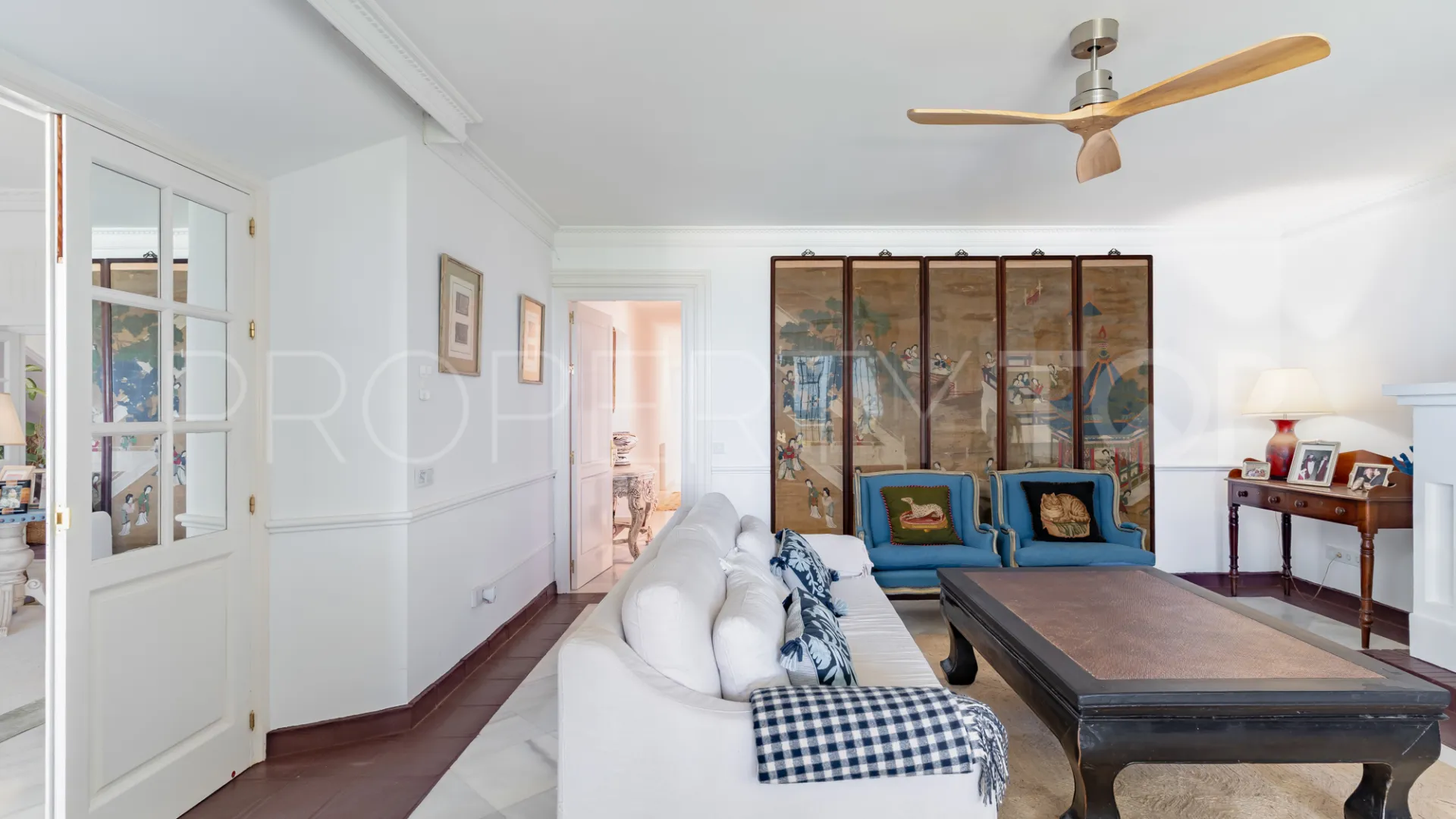 For sale villa in Guadalmina Baja
