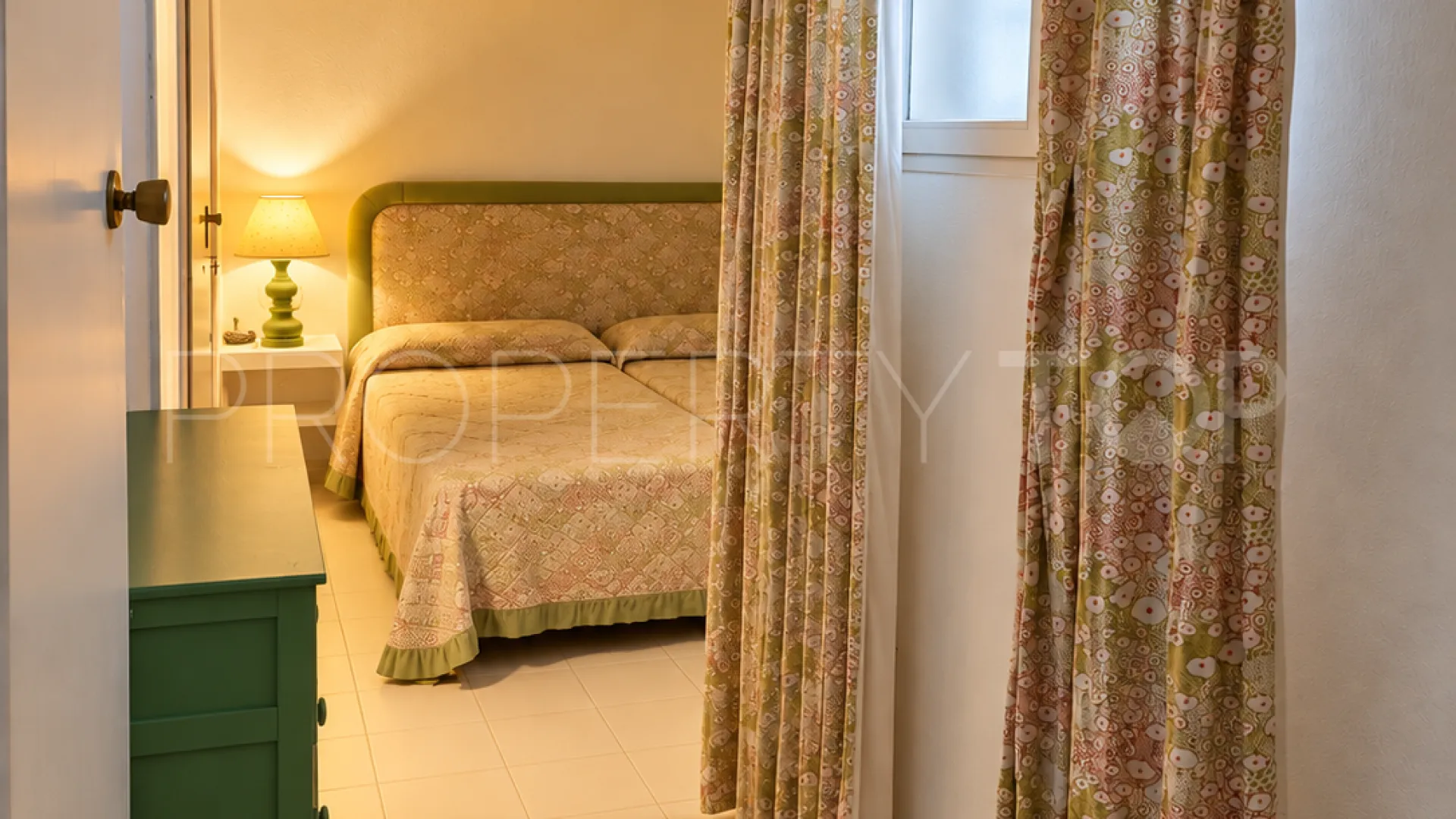 2 bedrooms ground floor apartment for sale in Guadalmina Baja