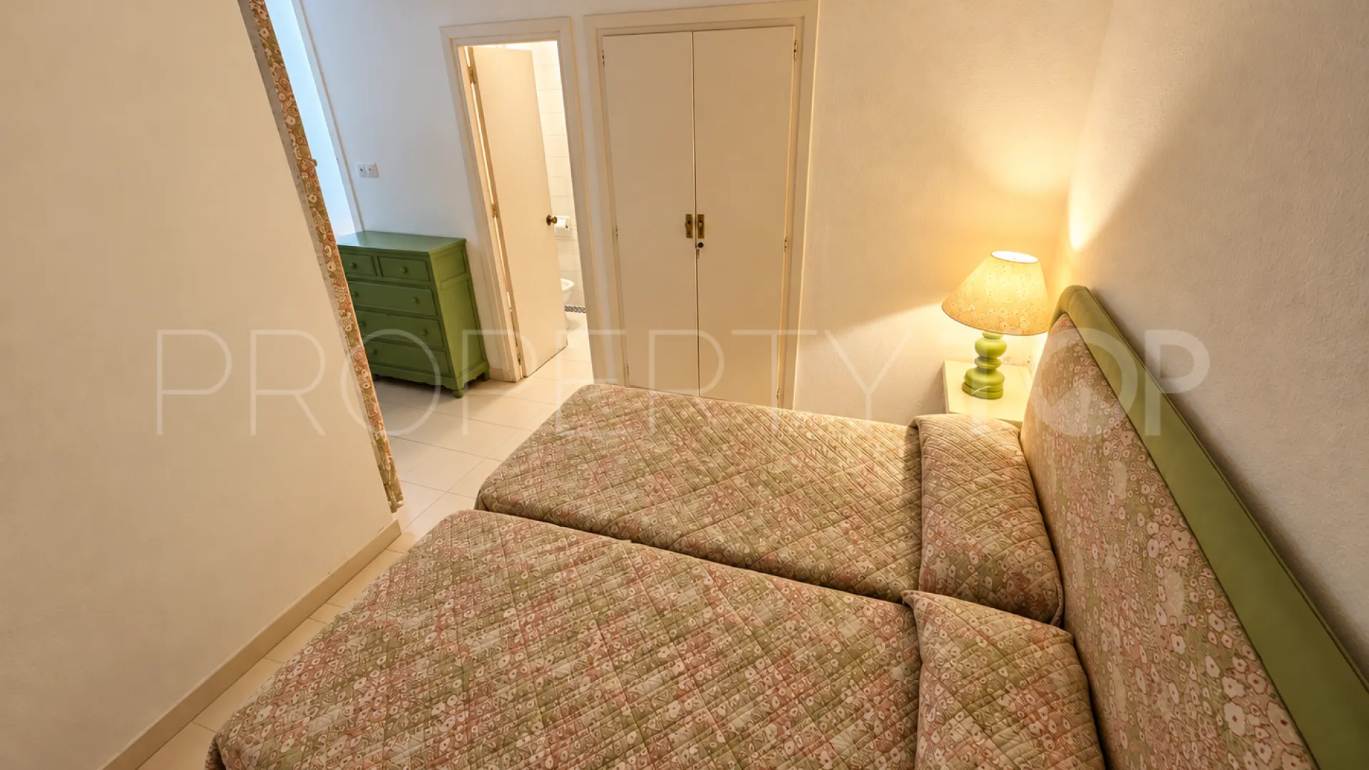 2 bedrooms ground floor apartment for sale in Guadalmina Baja