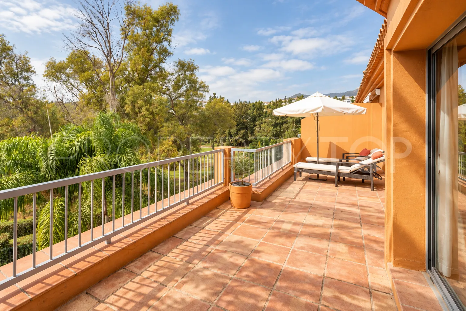 Benatalaya, Ático en venta