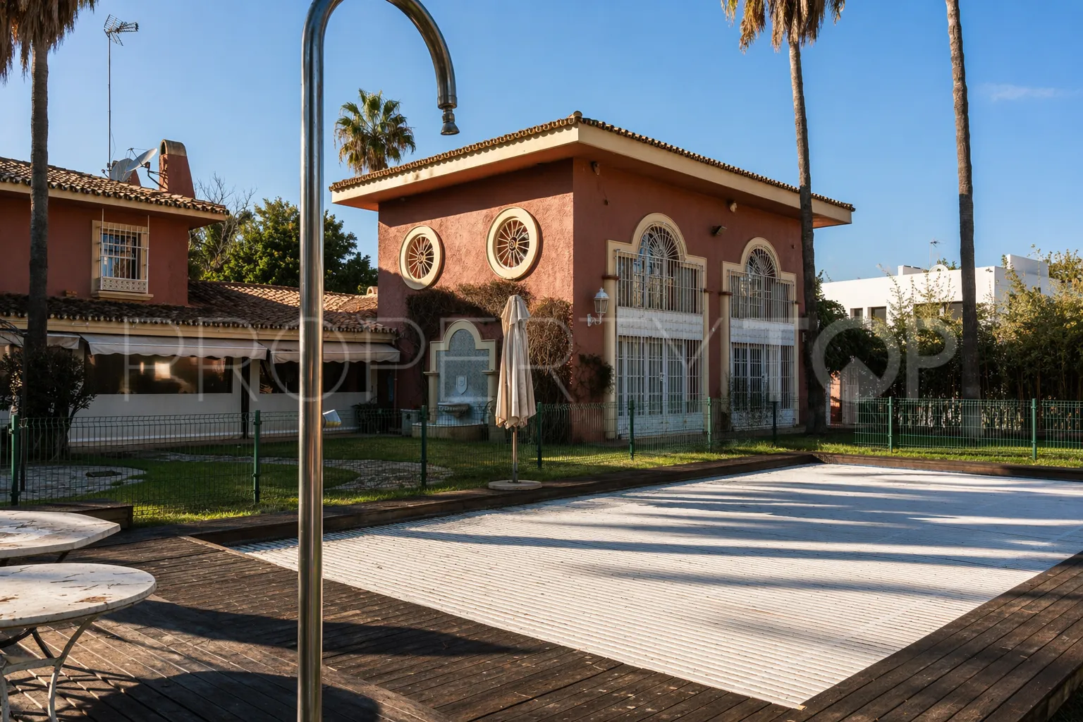 Comprar villa en Guadalmina Baja