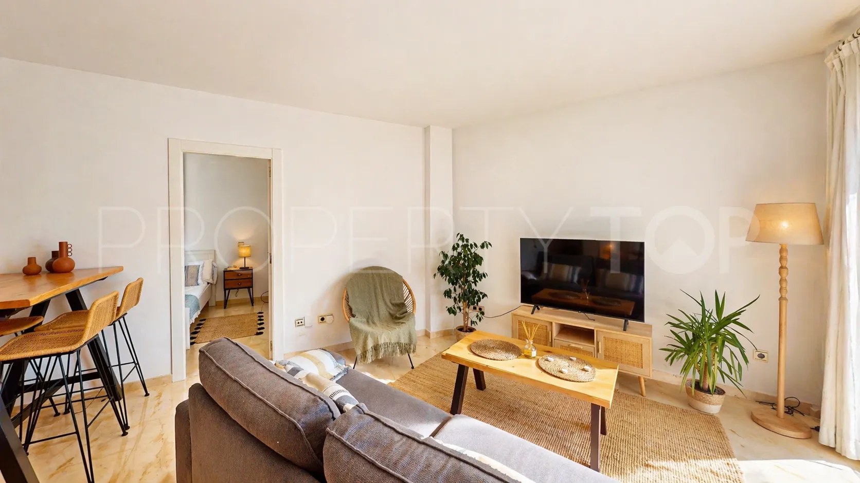 For sale 2 bedrooms apartment in Atalaya
