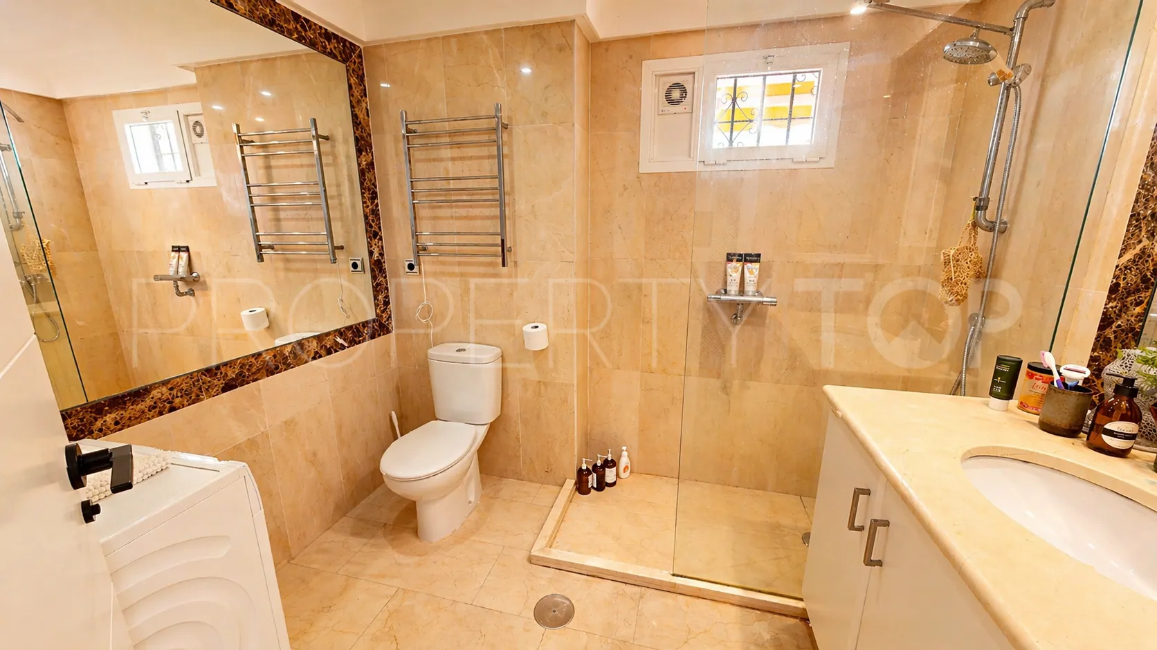 For sale 2 bedrooms apartment in Atalaya