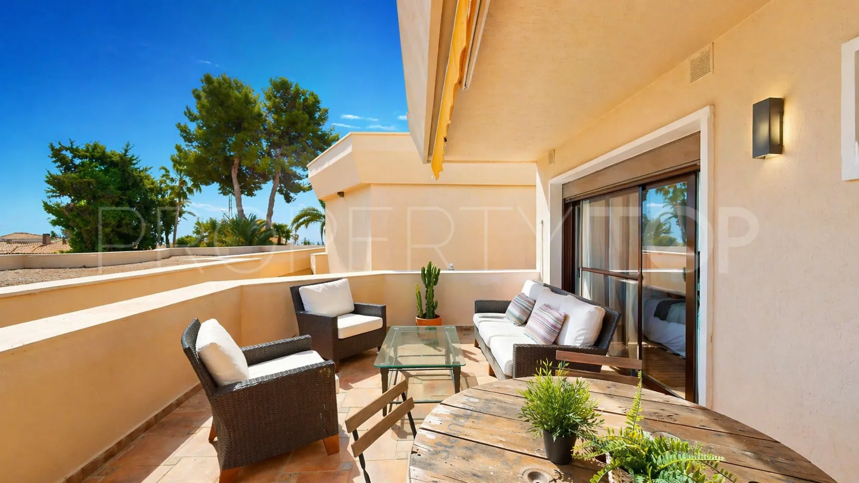 For sale 2 bedrooms apartment in Atalaya