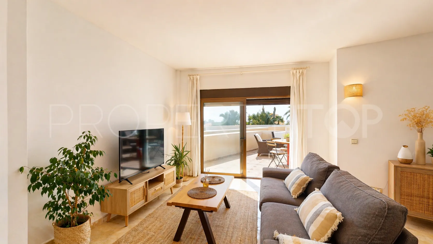 For sale 2 bedrooms apartment in Atalaya