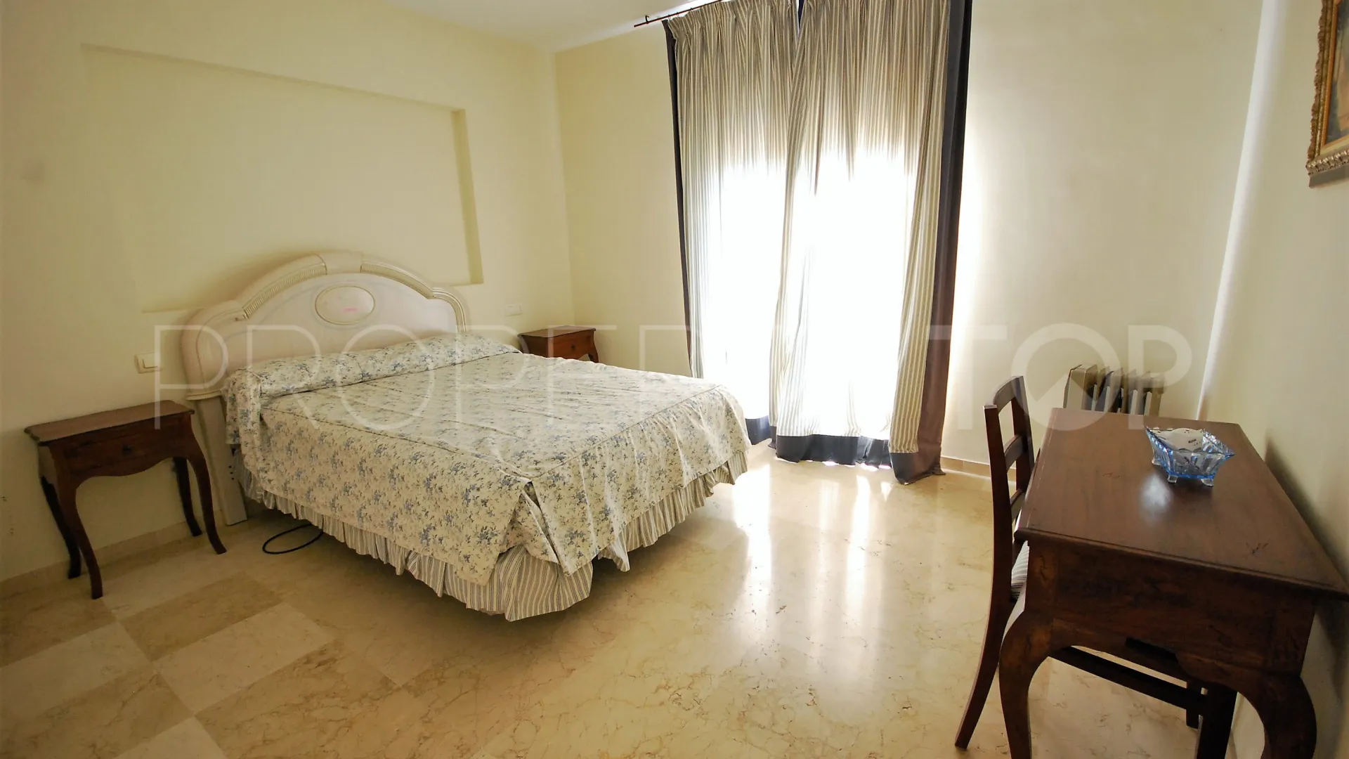 Apartment for sale in Guadalmina Alta