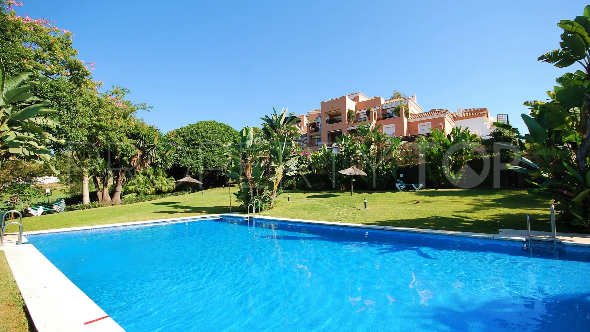 Apartment for sale in Guadalmina Alta