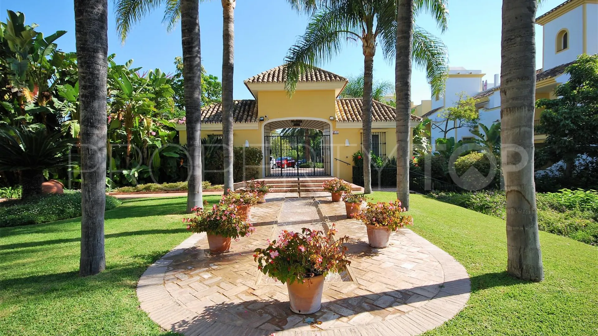 Apartment for sale in Guadalmina Alta