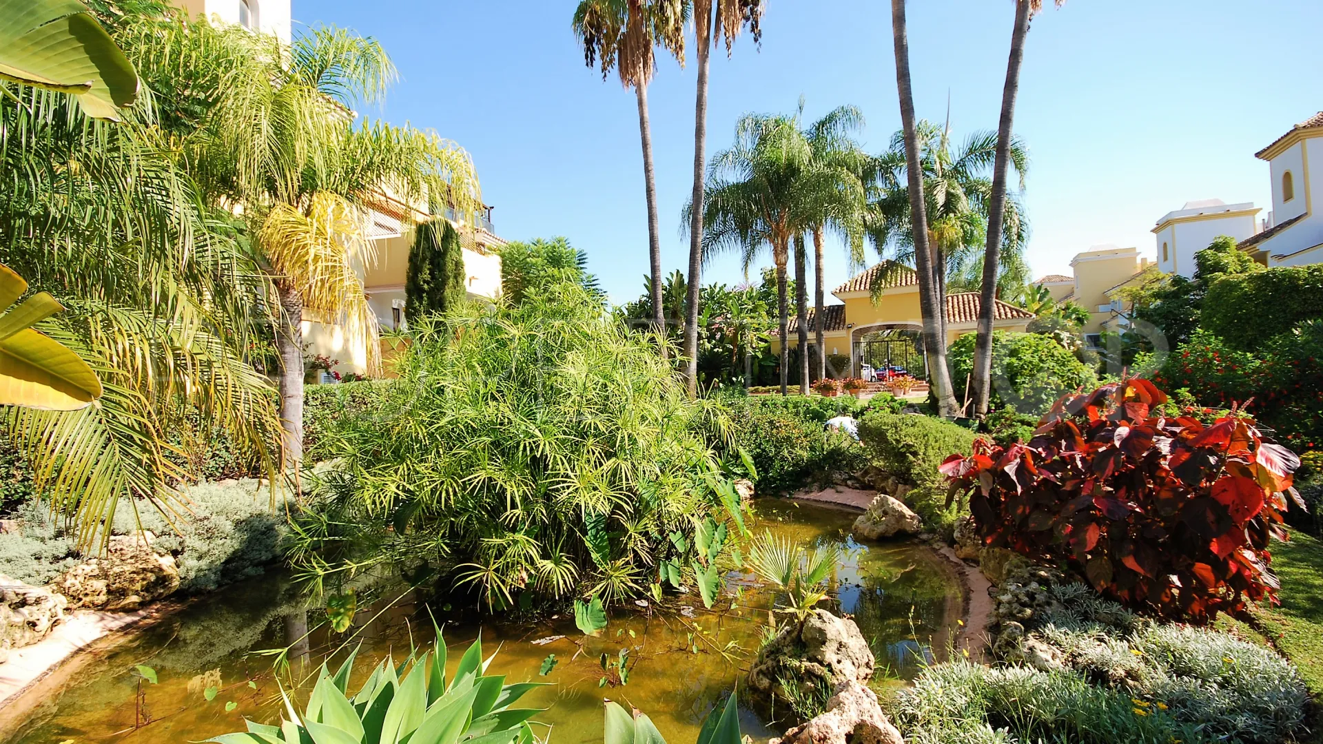 Apartment for sale in Guadalmina Alta