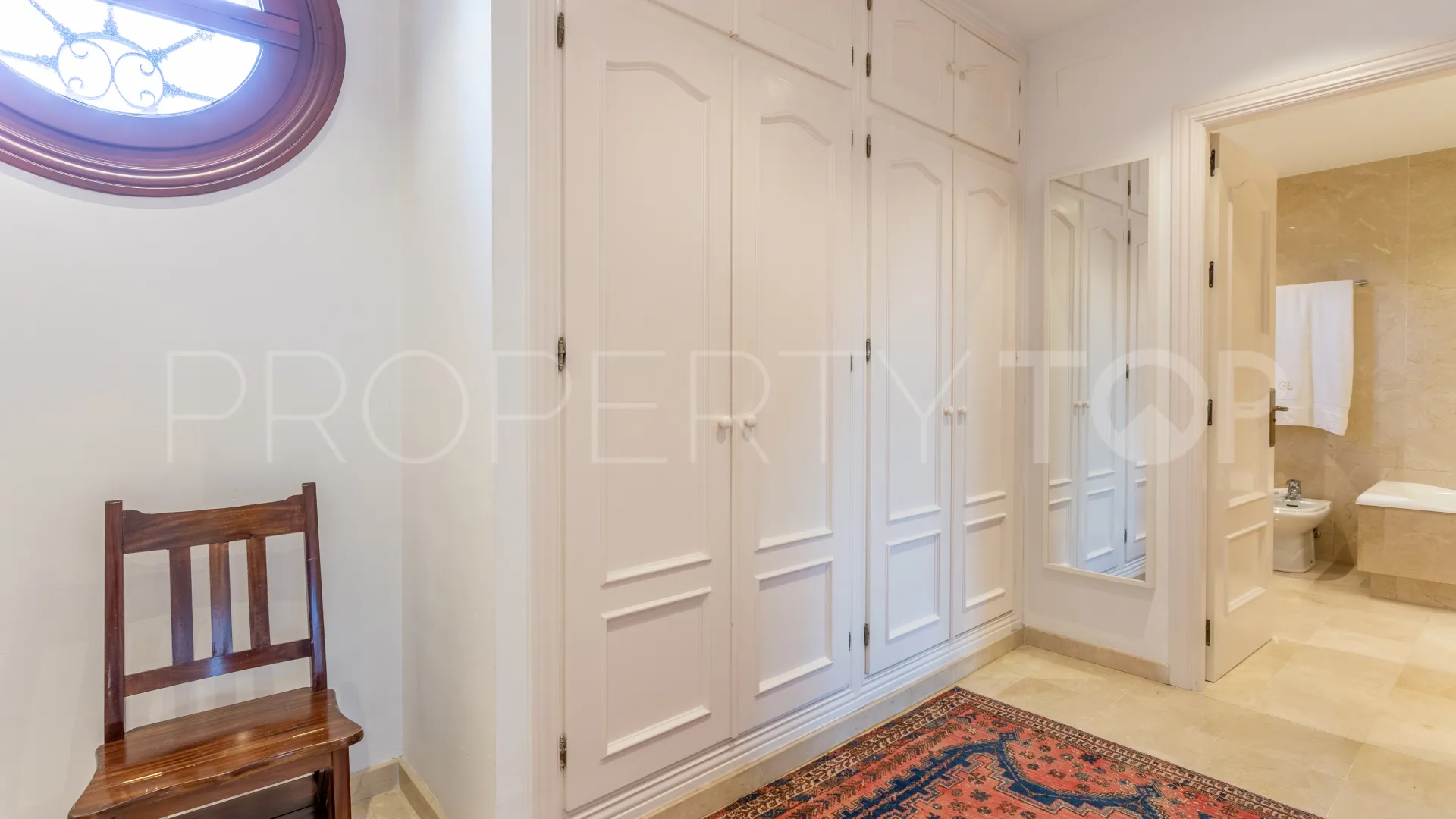 For sale 5 bedrooms villa in Isla de Guadalmina