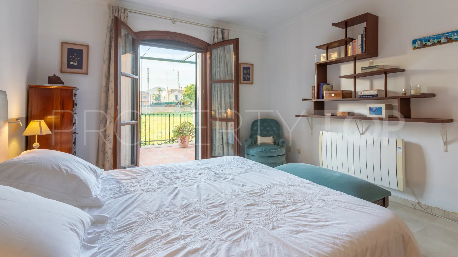 For sale 5 bedrooms villa in Isla de Guadalmina