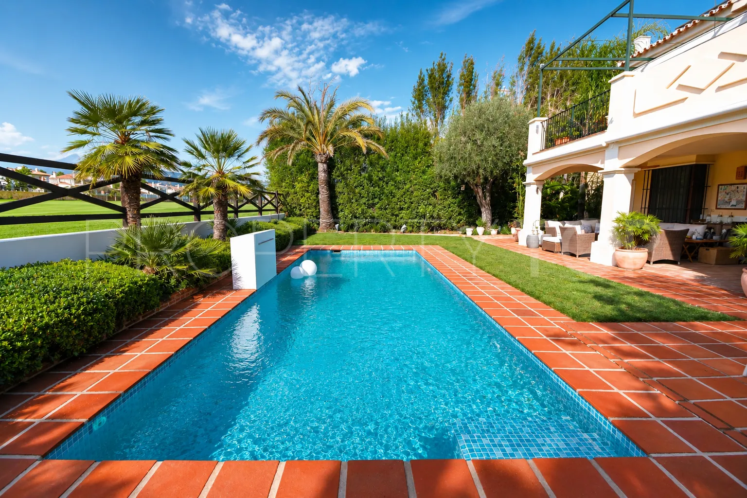 For sale Isla de Guadalmina 5 bedrooms villa