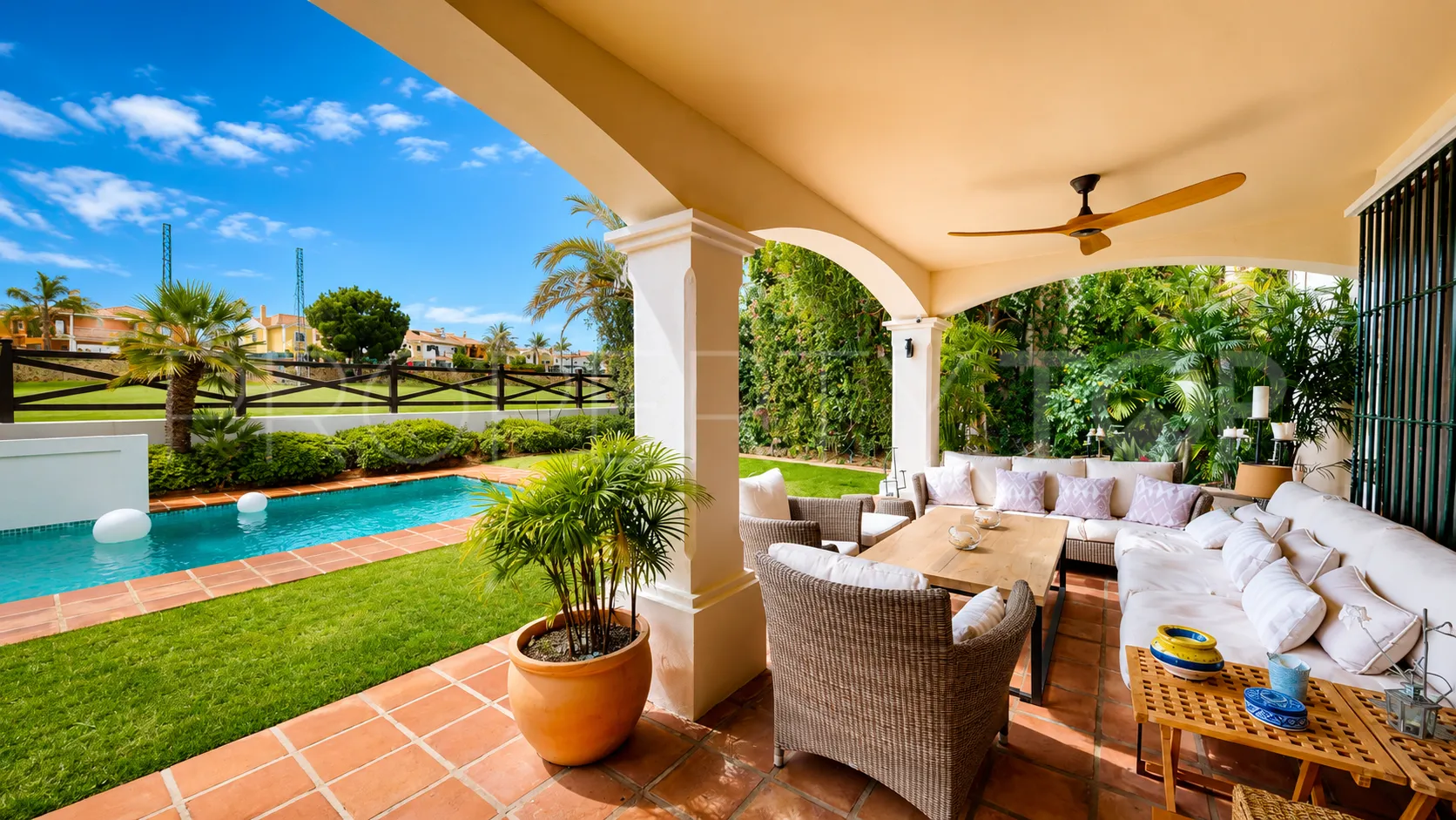 For sale Isla de Guadalmina 5 bedrooms villa