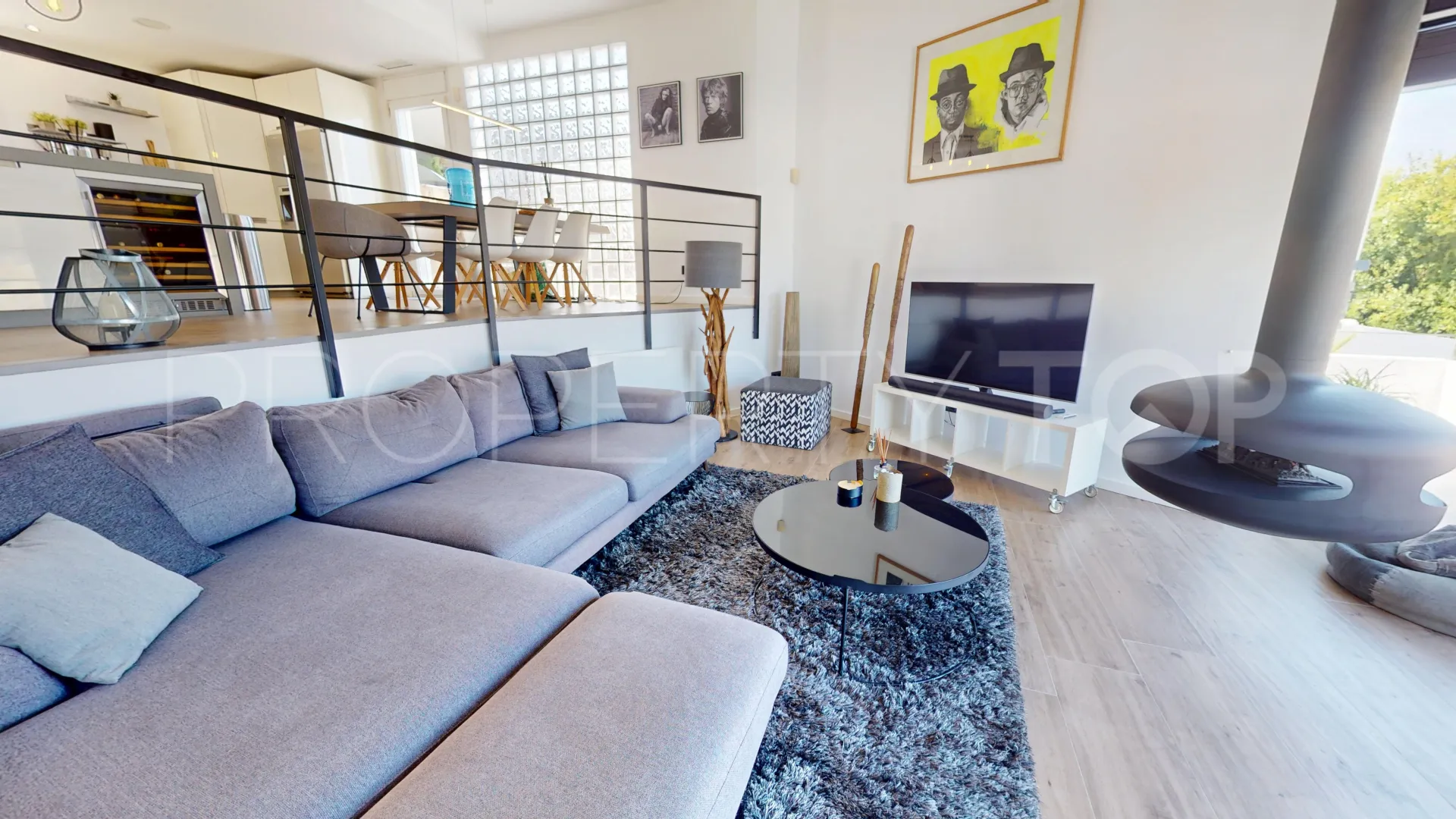 Comprar villa de 4 dormitorios en Valle del Sol