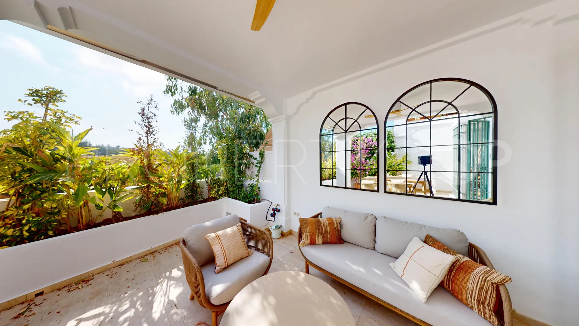 Town house for sale in Guadalmina Alta with 4 bedrooms