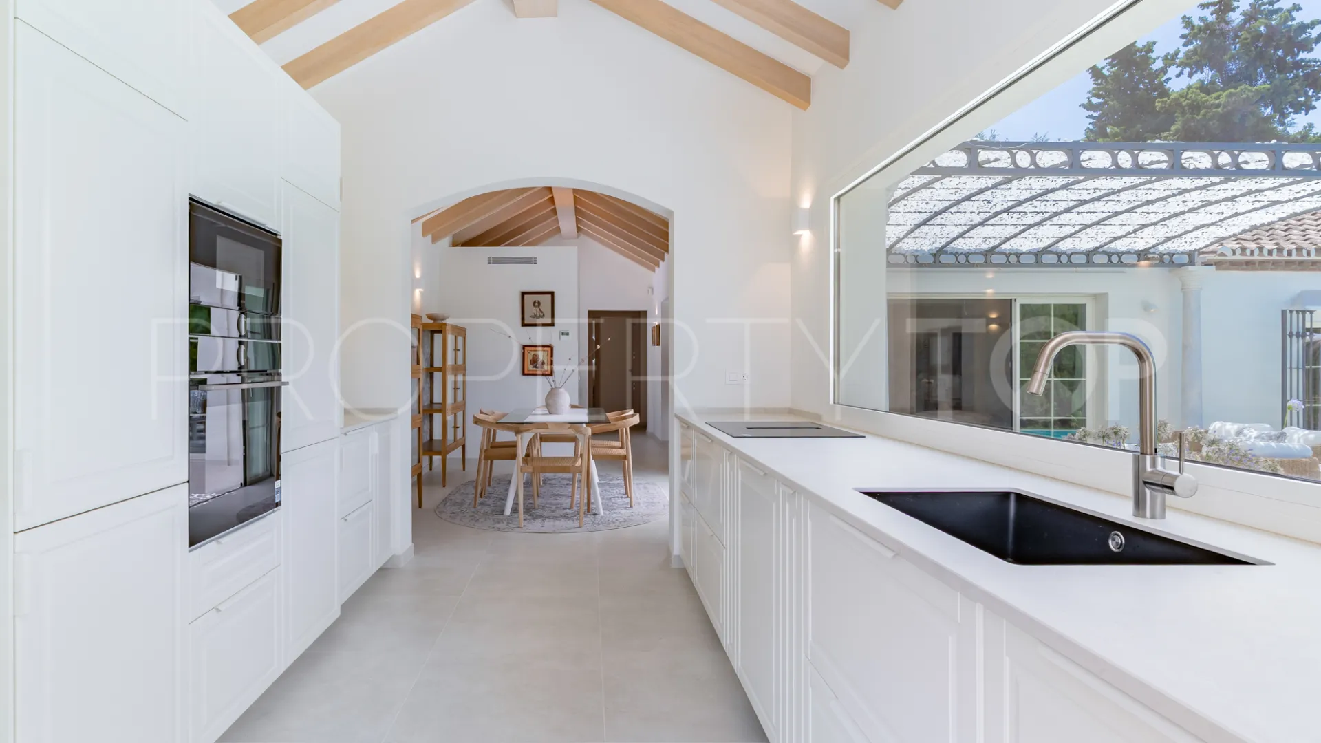 Guadalmina Alta, villa a la venta