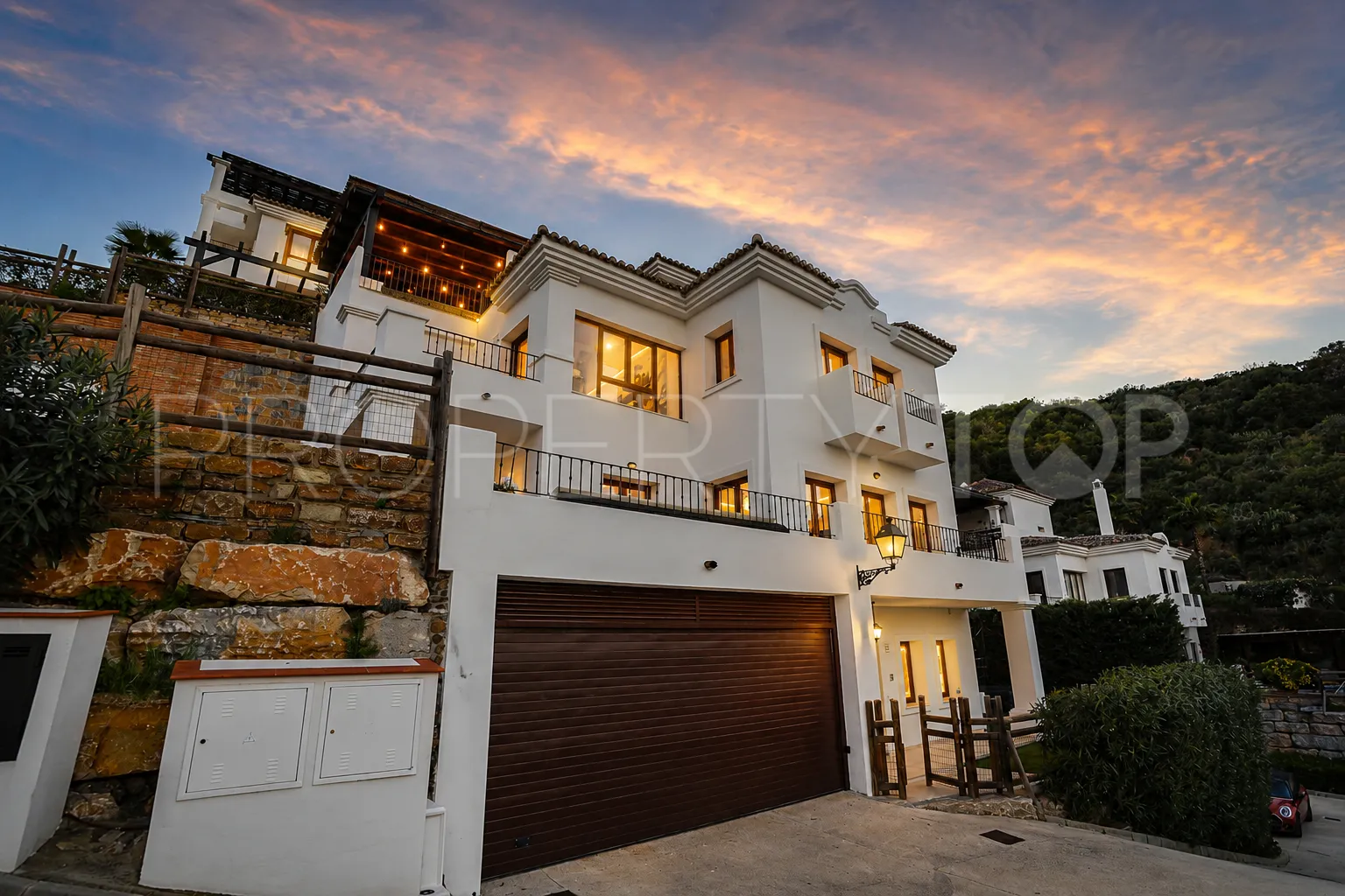 Villa for sale in Benahavis Hills Country Club