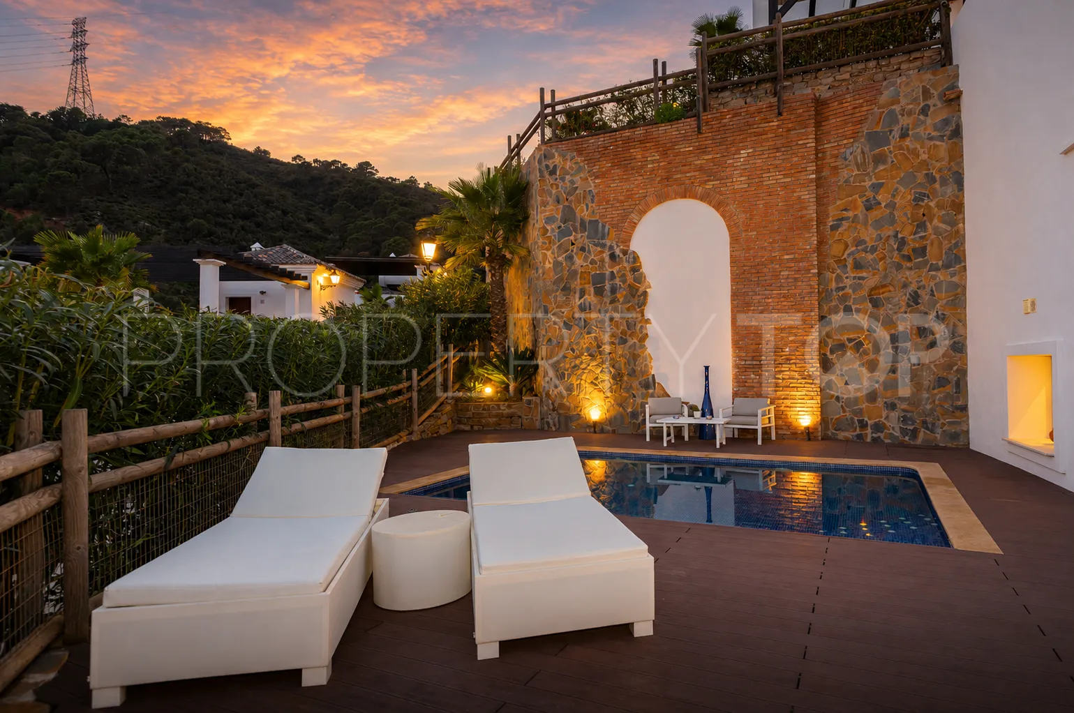 Villa for sale in Benahavis Hills Country Club