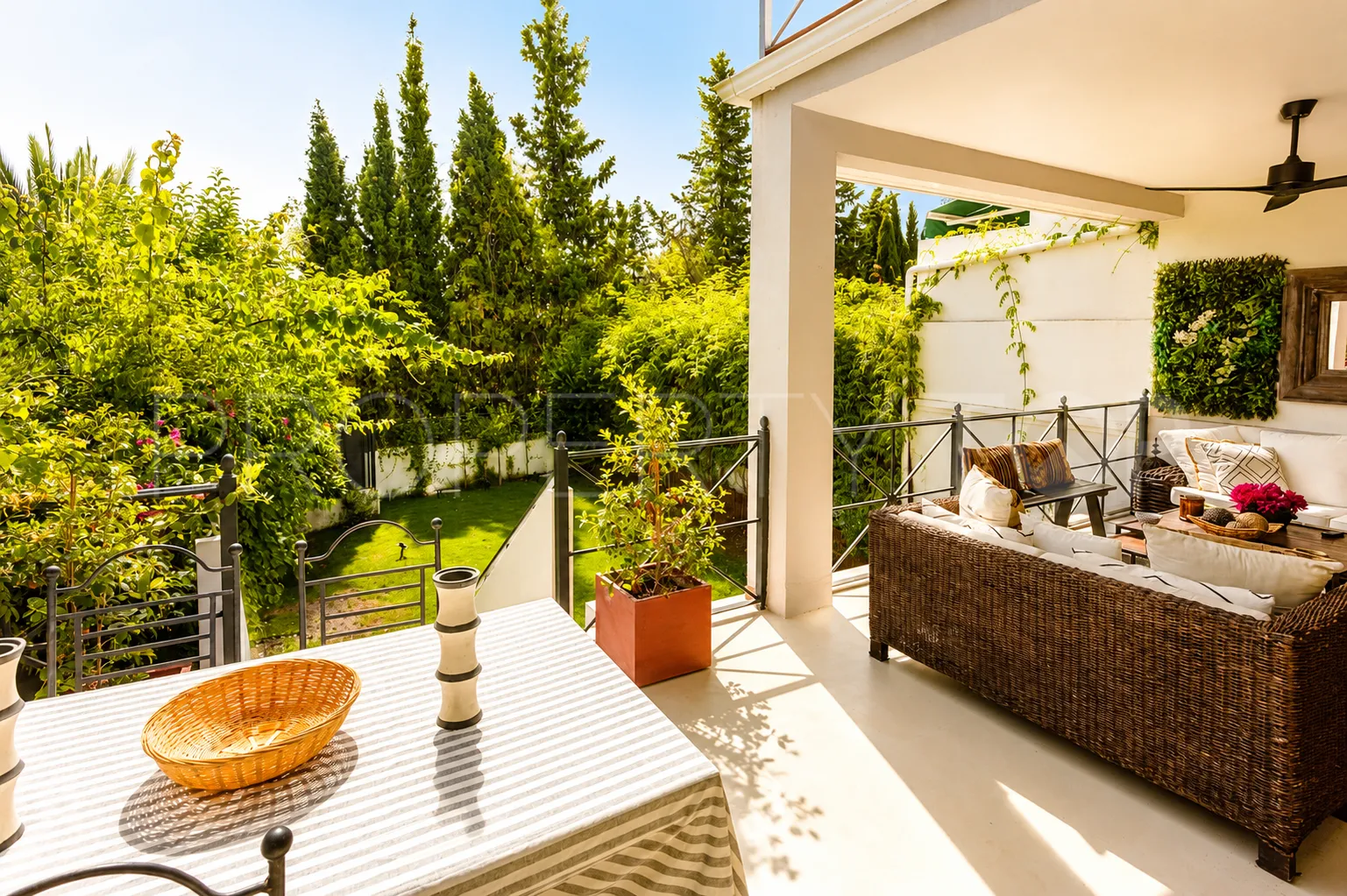 6 bedrooms town house in Guadalmina Alta for sale