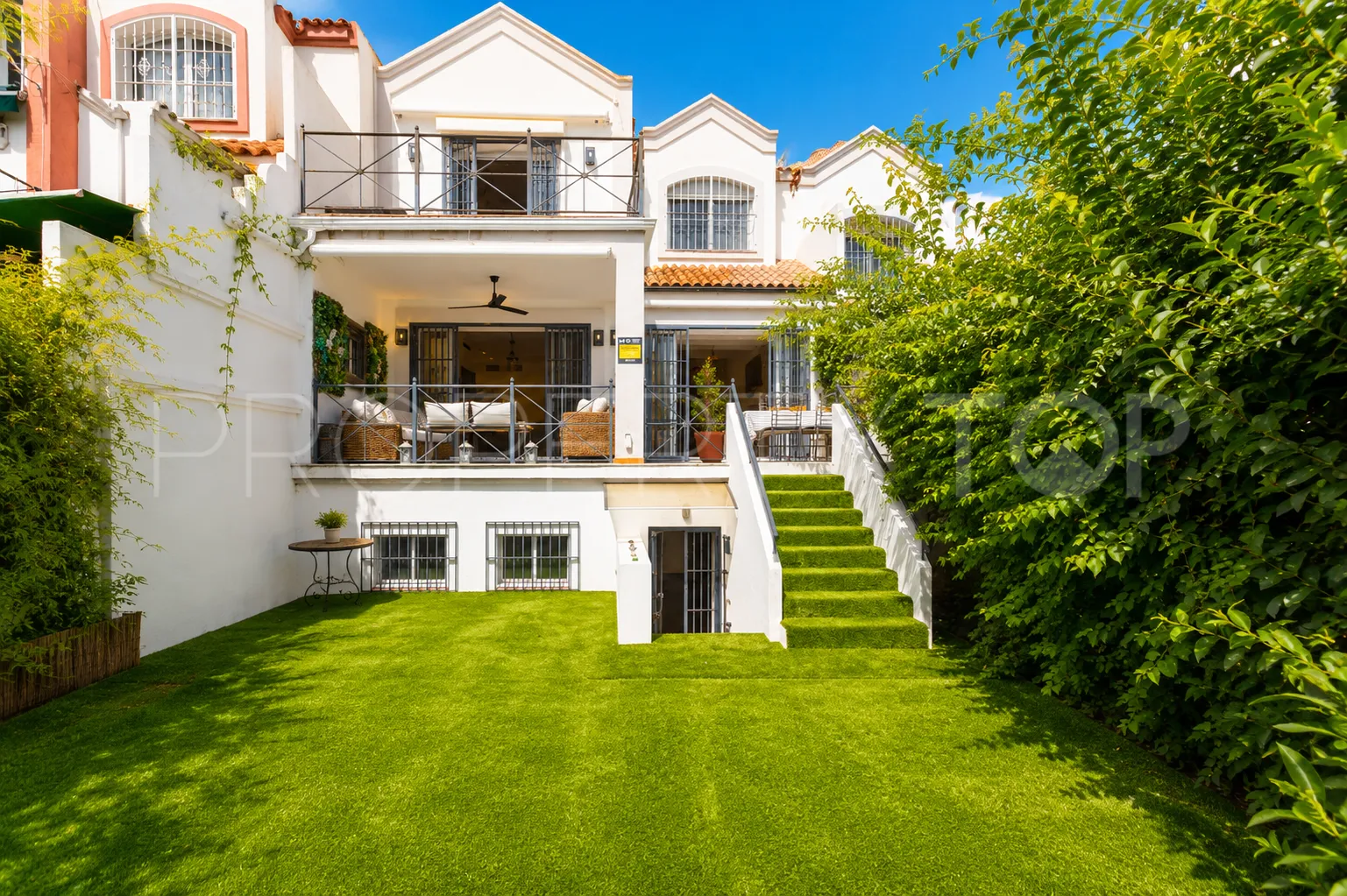 6 bedrooms town house in Guadalmina Alta for sale